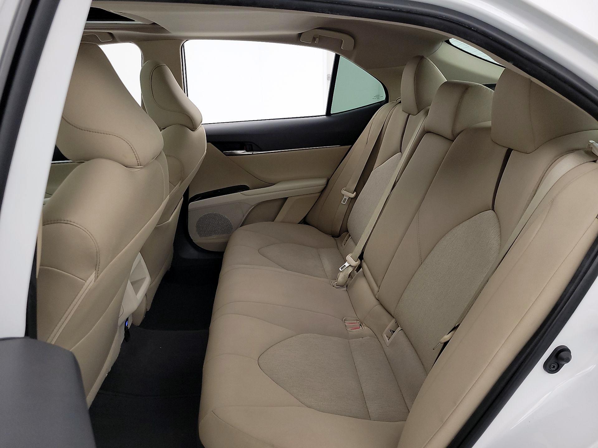 Thumbnail: 2019 Toyota Camry - 20