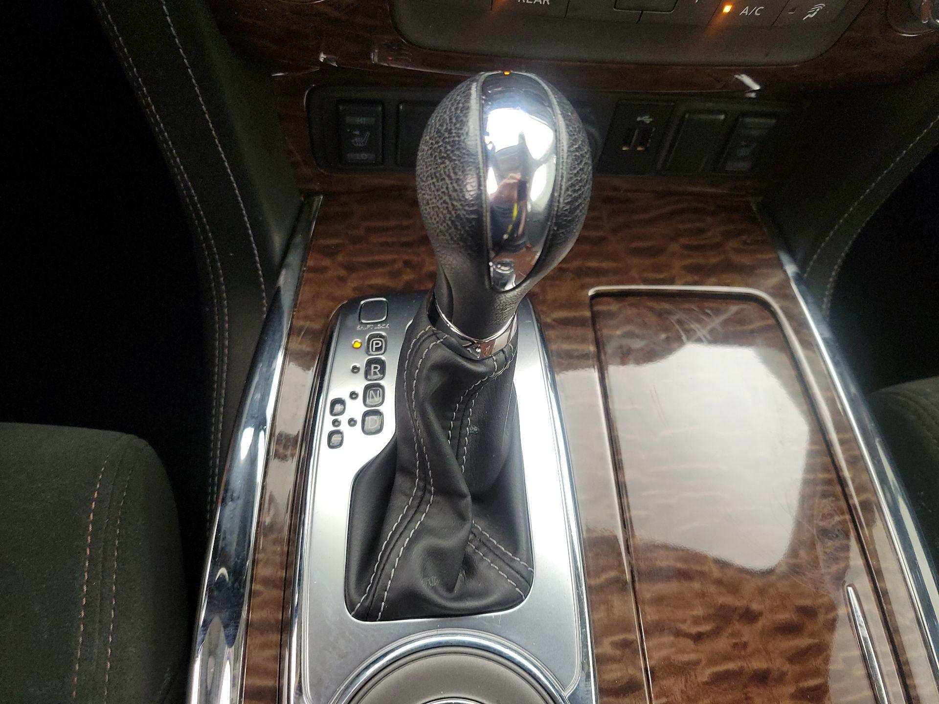 Thumbnail: 2020 Nissan Armada - 18
