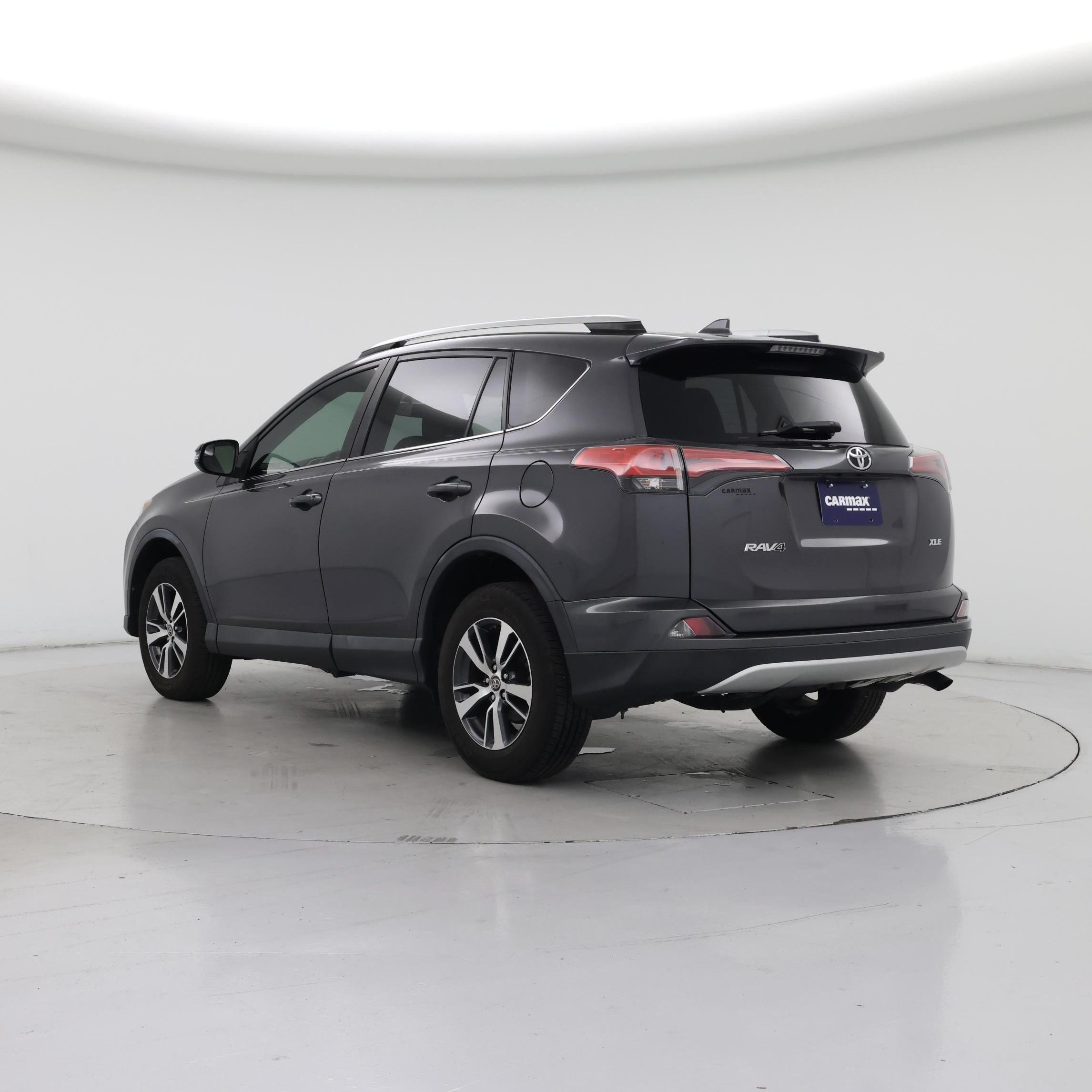 Thumbnail: 2016 Toyota RAV4 - 2
