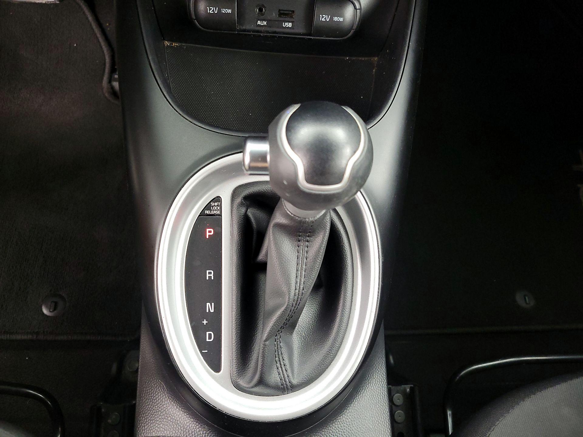 Thumbnail: 2014 Kia Soul - 16