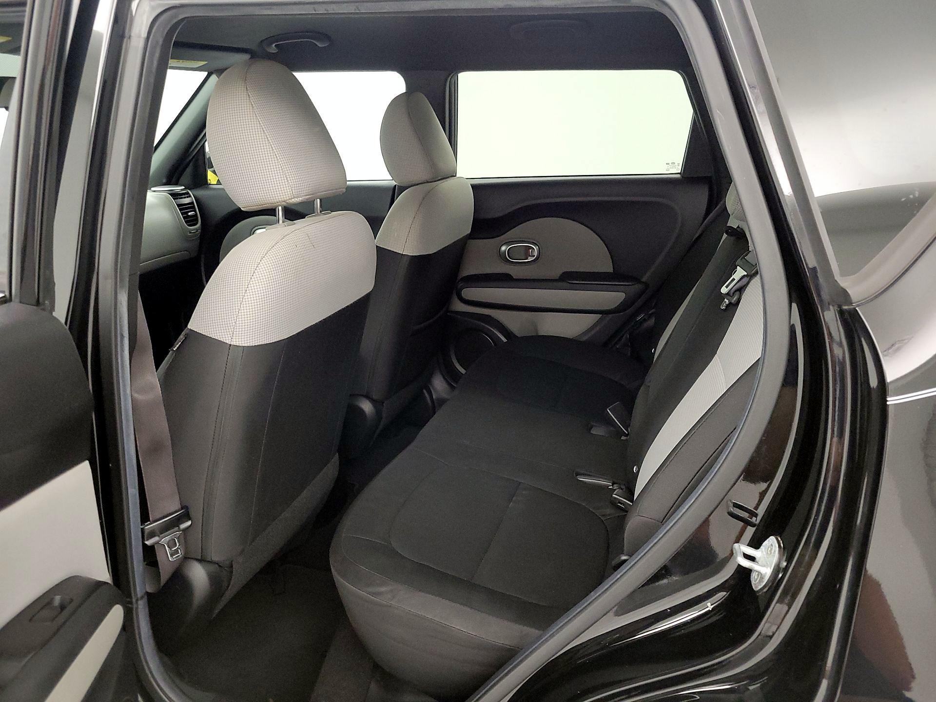 Thumbnail: 2014 Kia Soul - 18