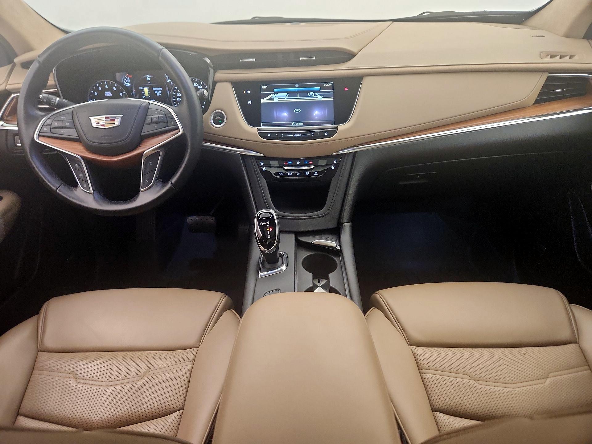 Thumbnail: 2019 Cadillac XT5 - 9