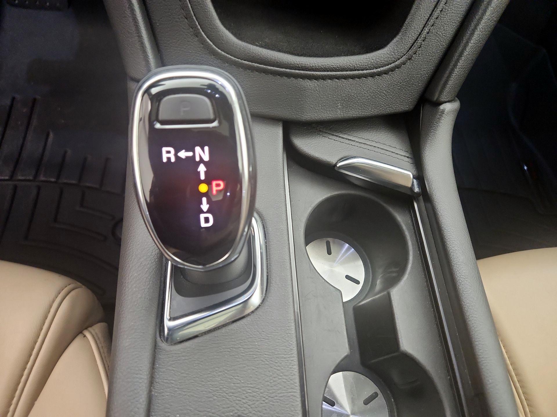 Thumbnail: 2019 Cadillac XT5 - 18
