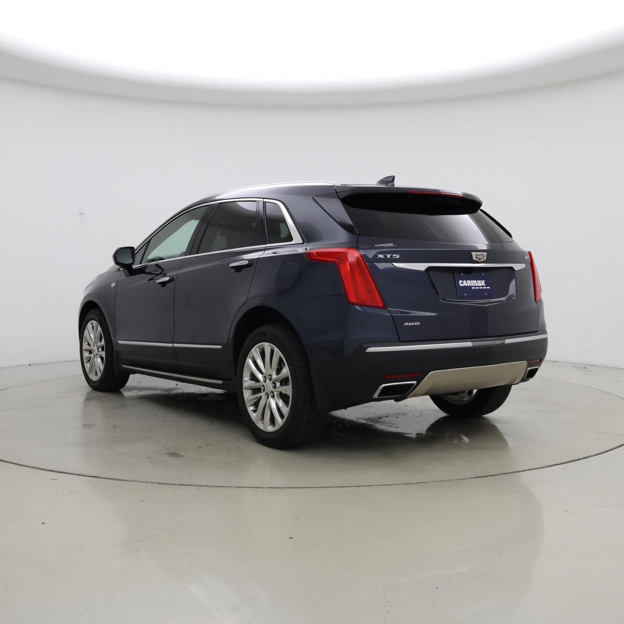 Thumbnail: 2019 Cadillac XT5 - 2