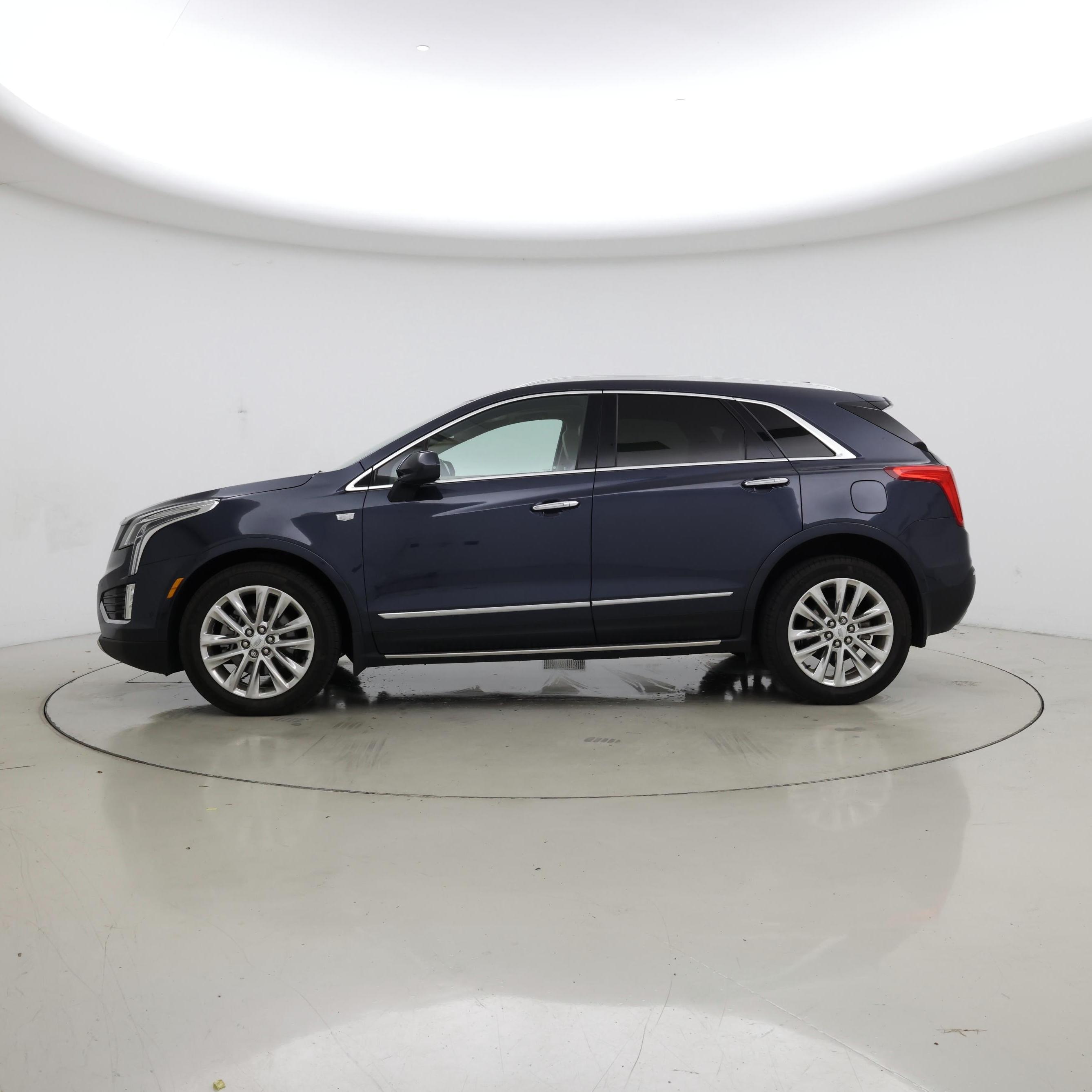 Thumbnail: 2019 Cadillac XT5 - 3