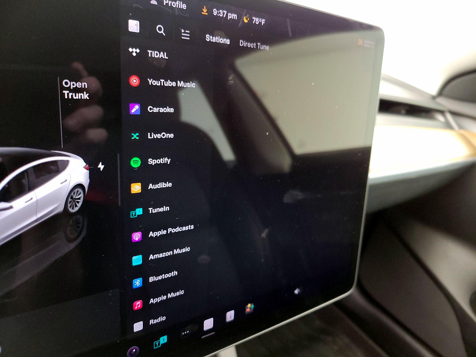 Thumbnail: 2022 Tesla Model 3 - 15