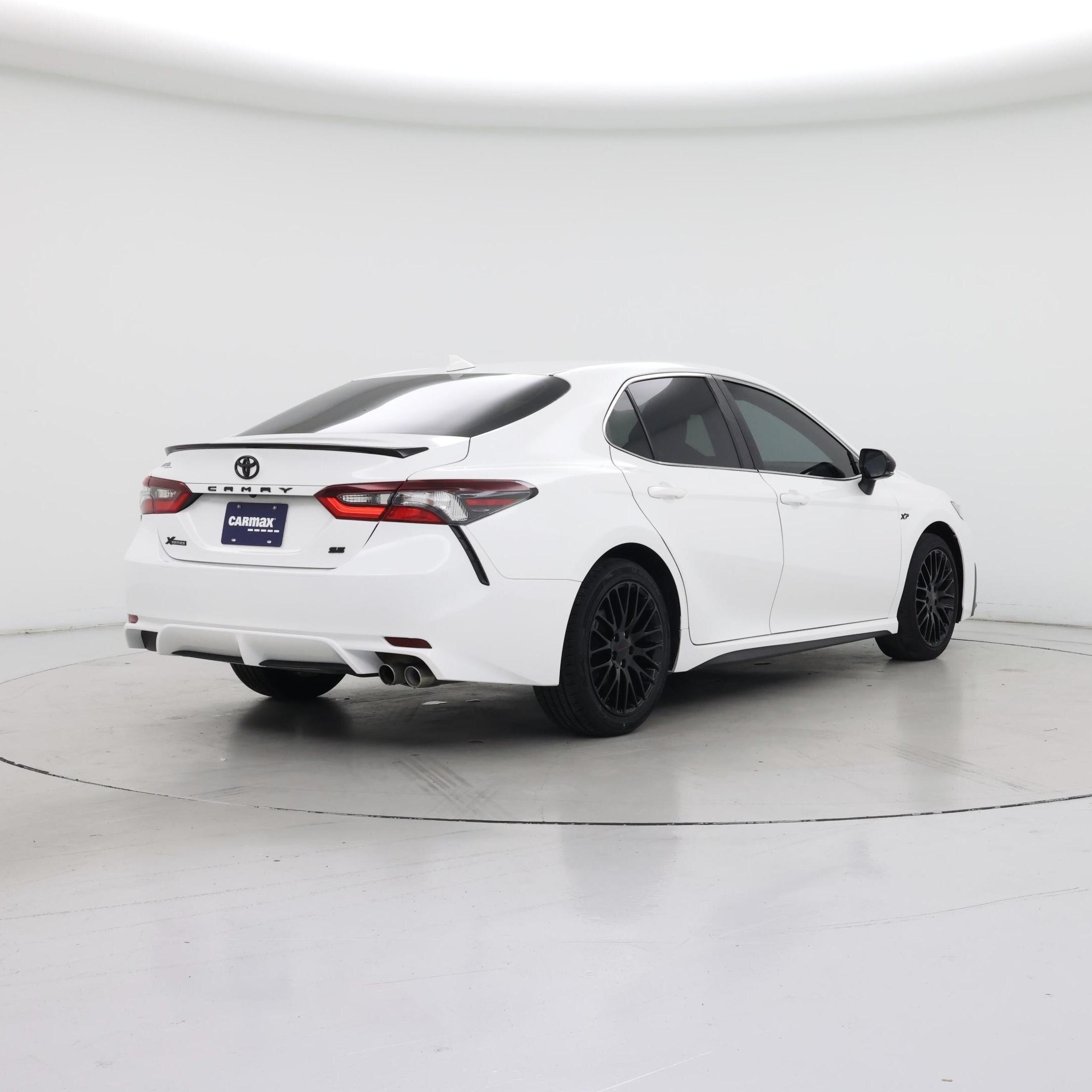 Thumbnail: 2022 Toyota Camry - 8