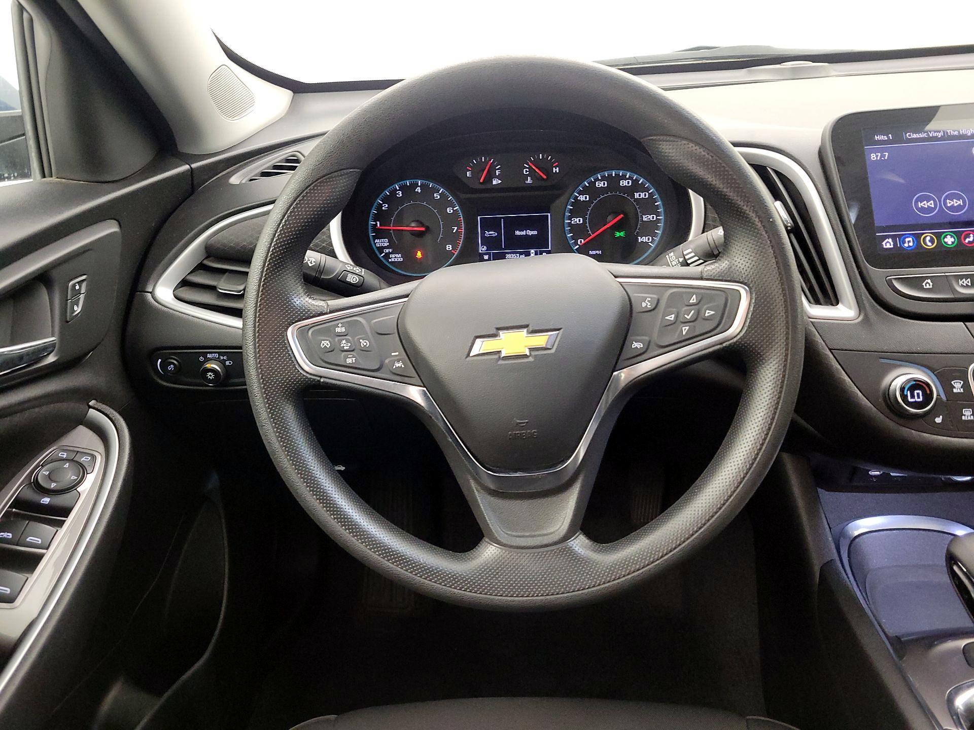 Thumbnail: 2024 Chevrolet Malibu - 10