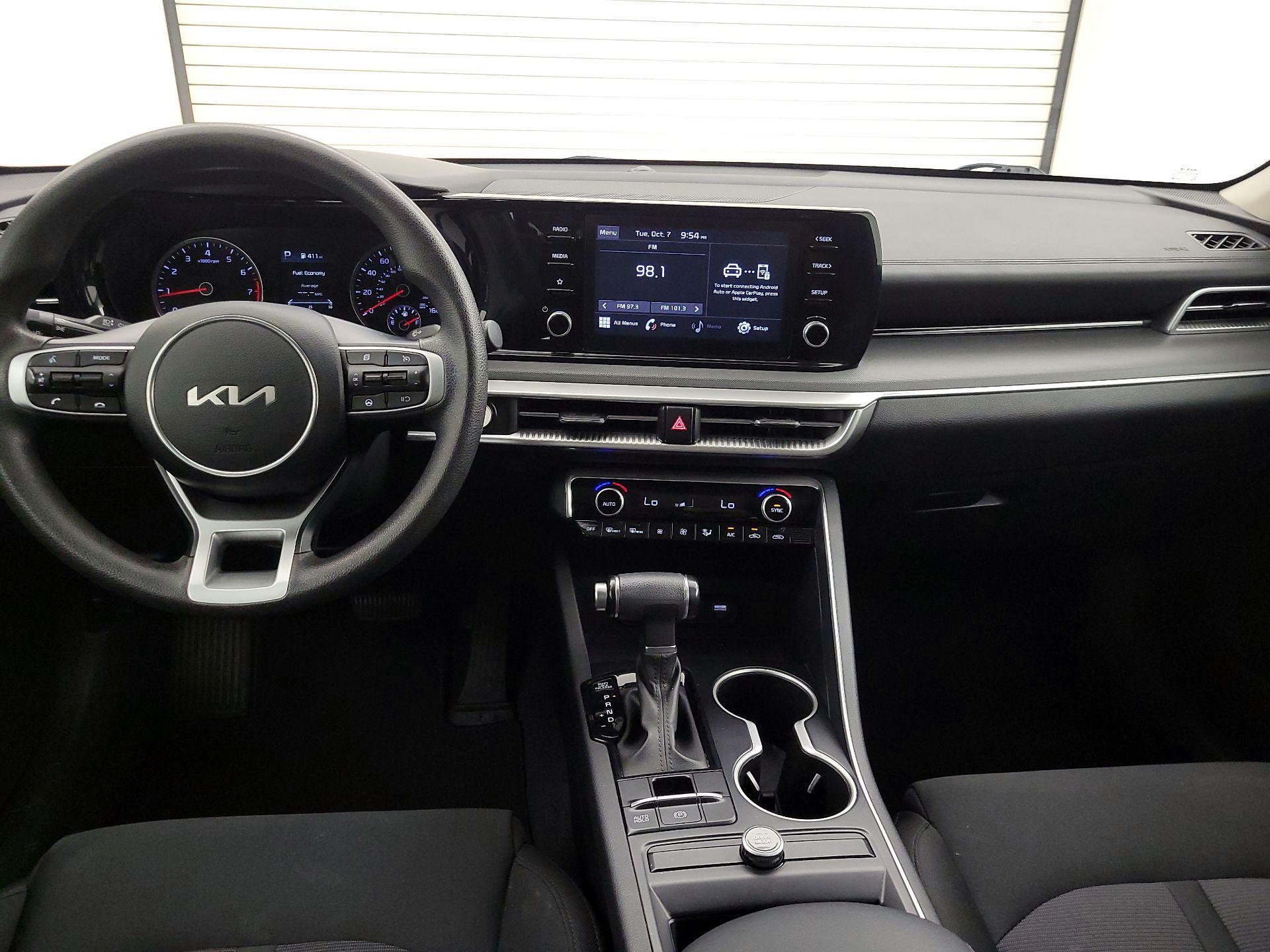 Thumbnail: 2023 Kia K5 - 9