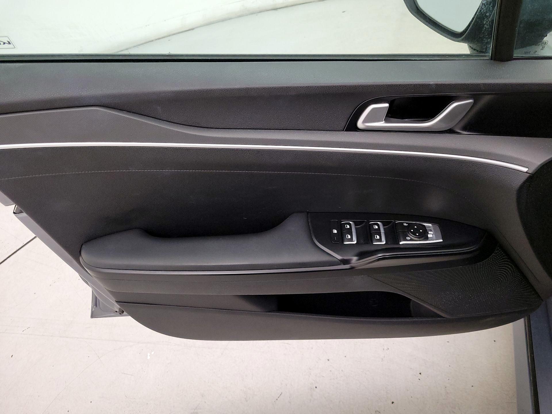 Thumbnail: 2023 Kia K5 - 12