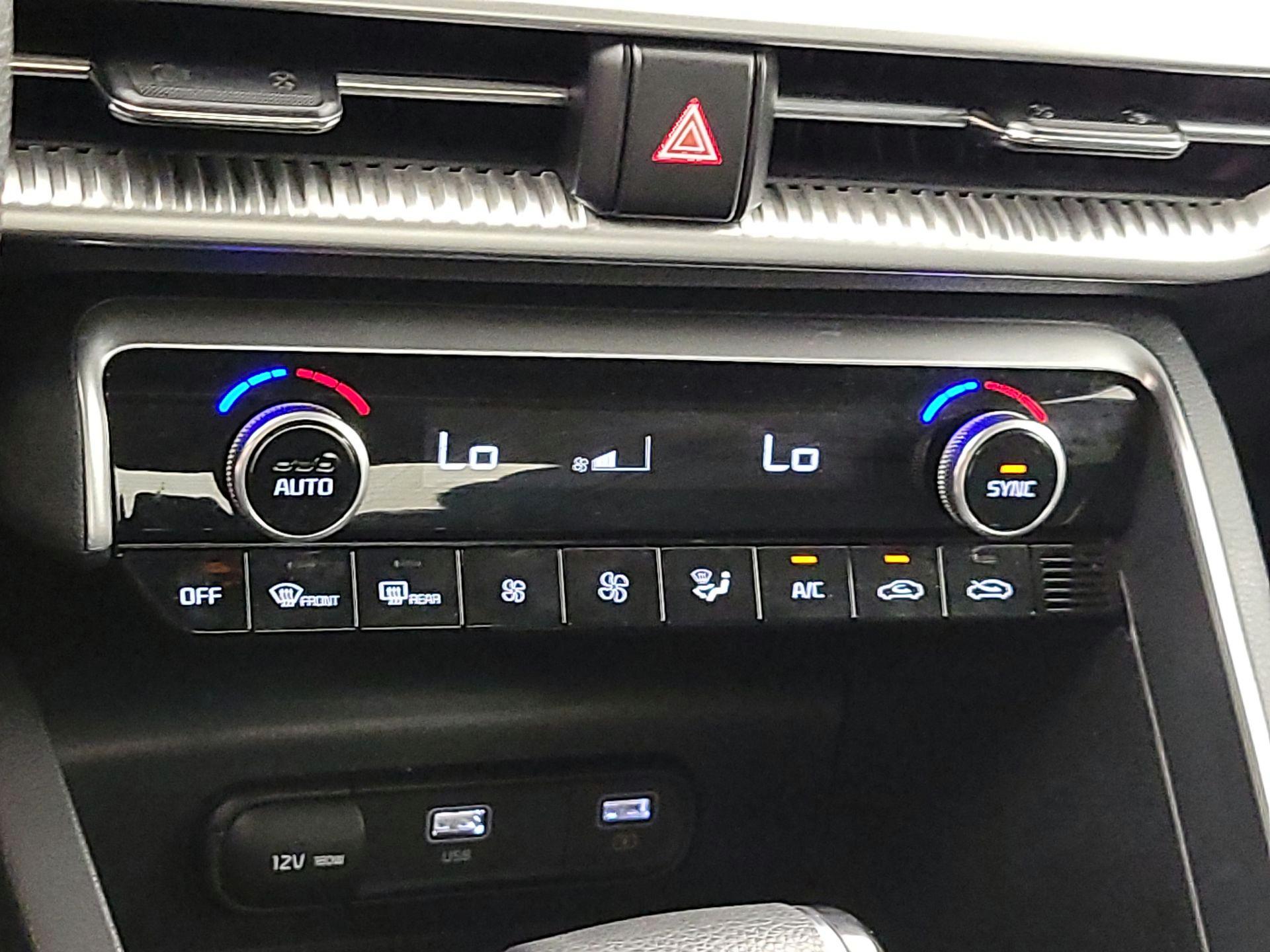 Thumbnail: 2023 Kia K5 - 16