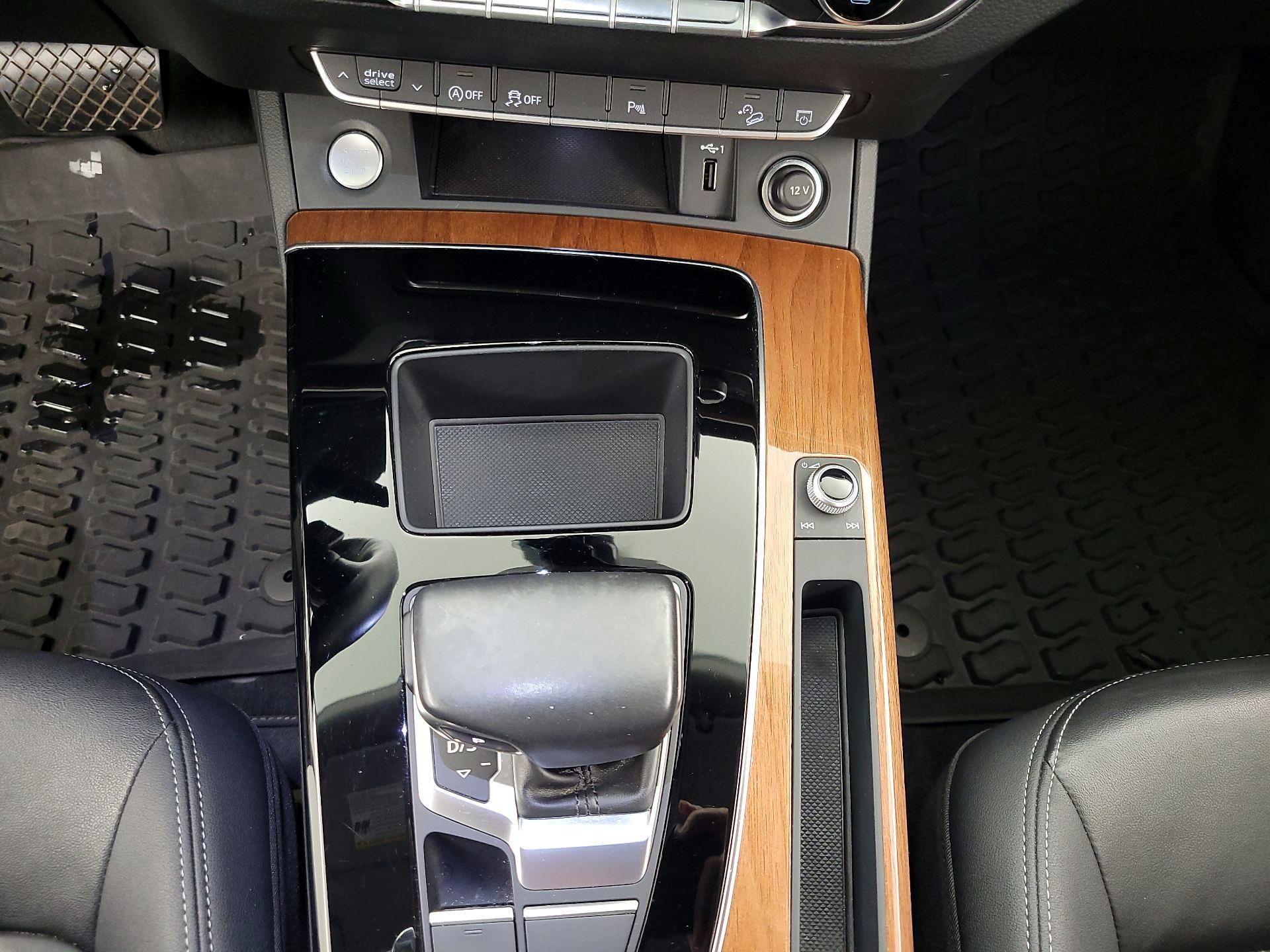 Thumbnail: 2021 Audi Q5 - 17