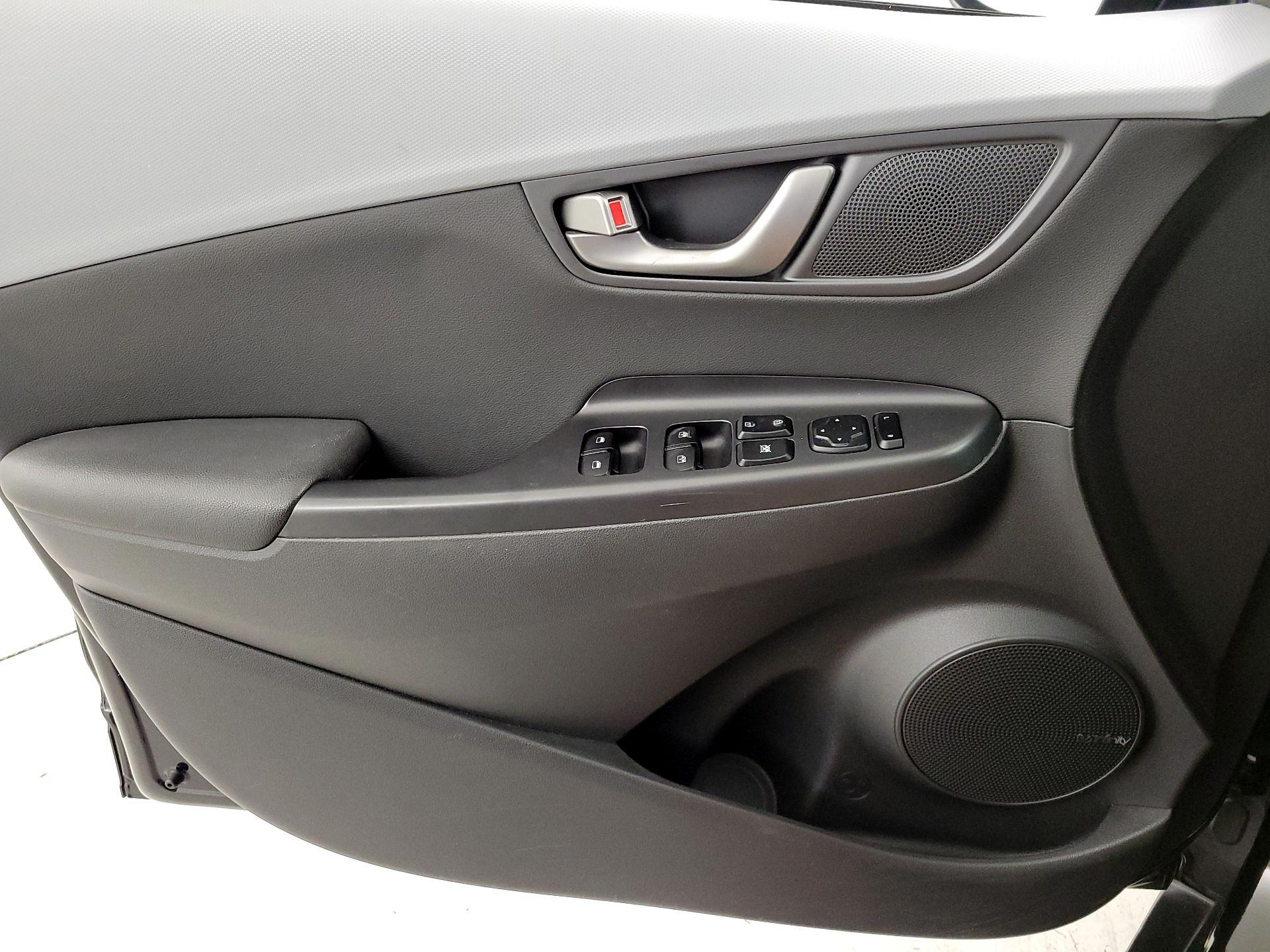 Thumbnail: 2019 Hyundai Kona - 12