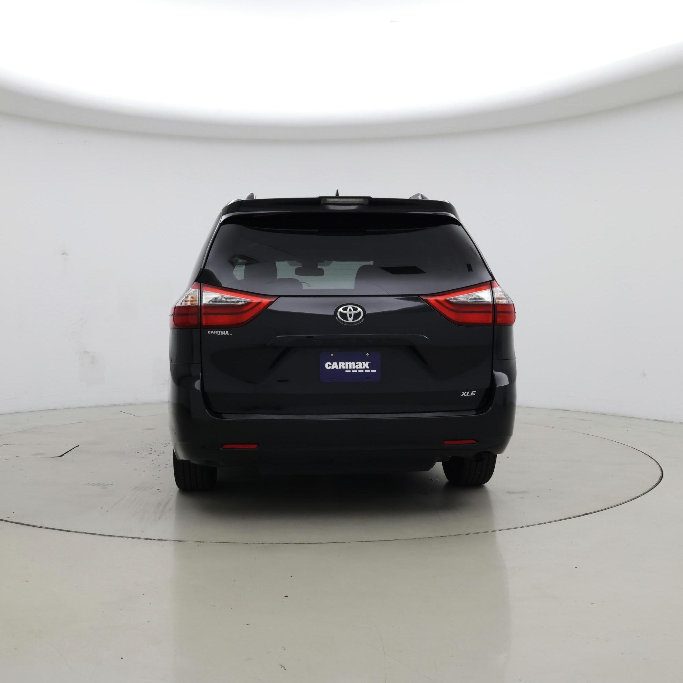 Thumbnail: 2020 Toyota Sienna - 6