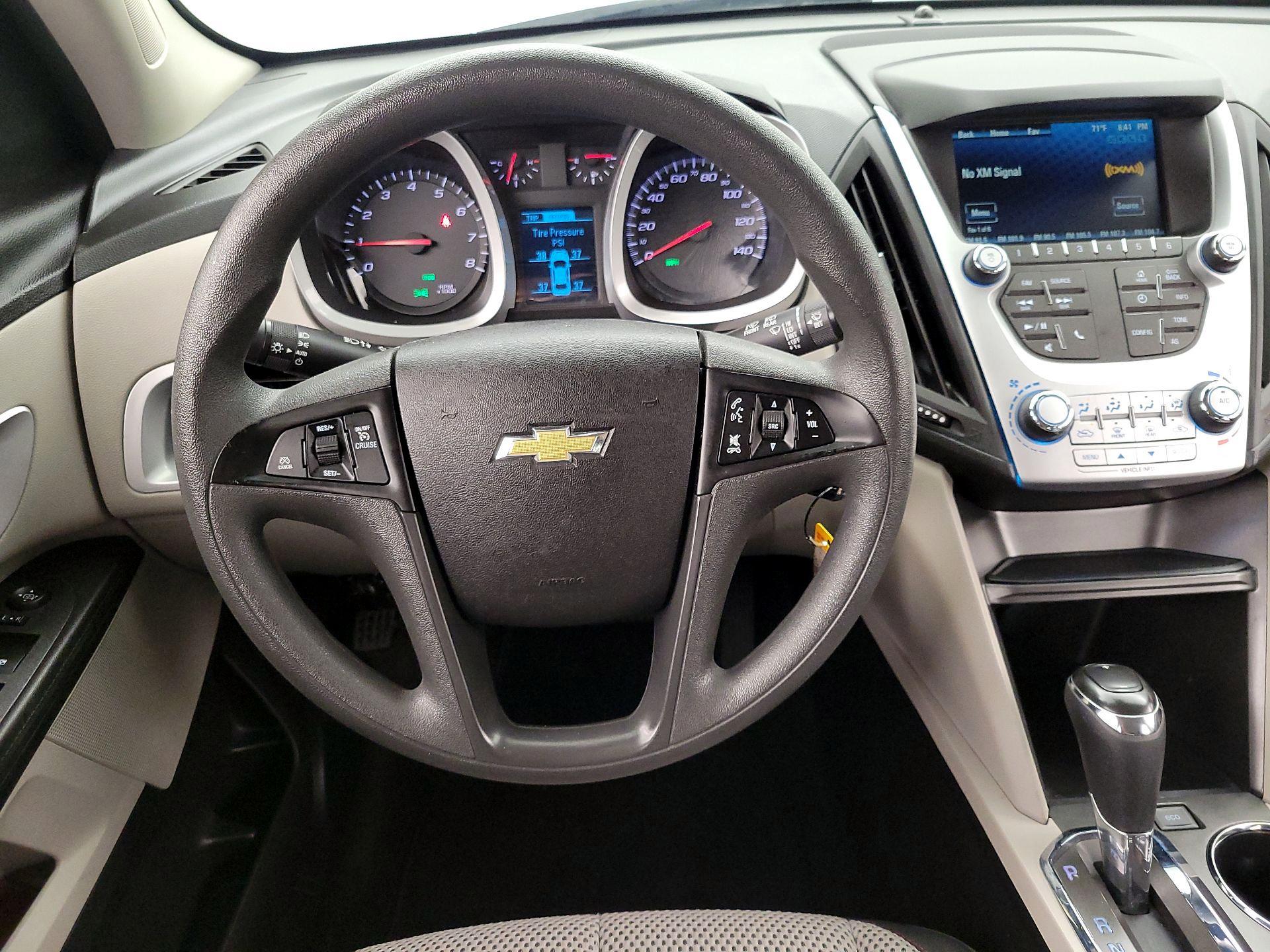 Thumbnail: 2017 Chevrolet Equinox - 10