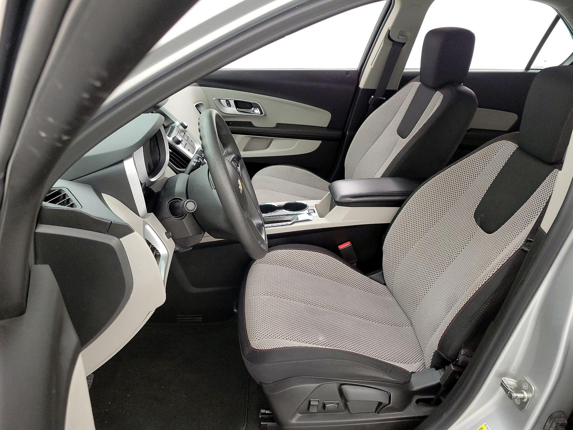 Thumbnail: 2017 Chevrolet Equinox - 11
