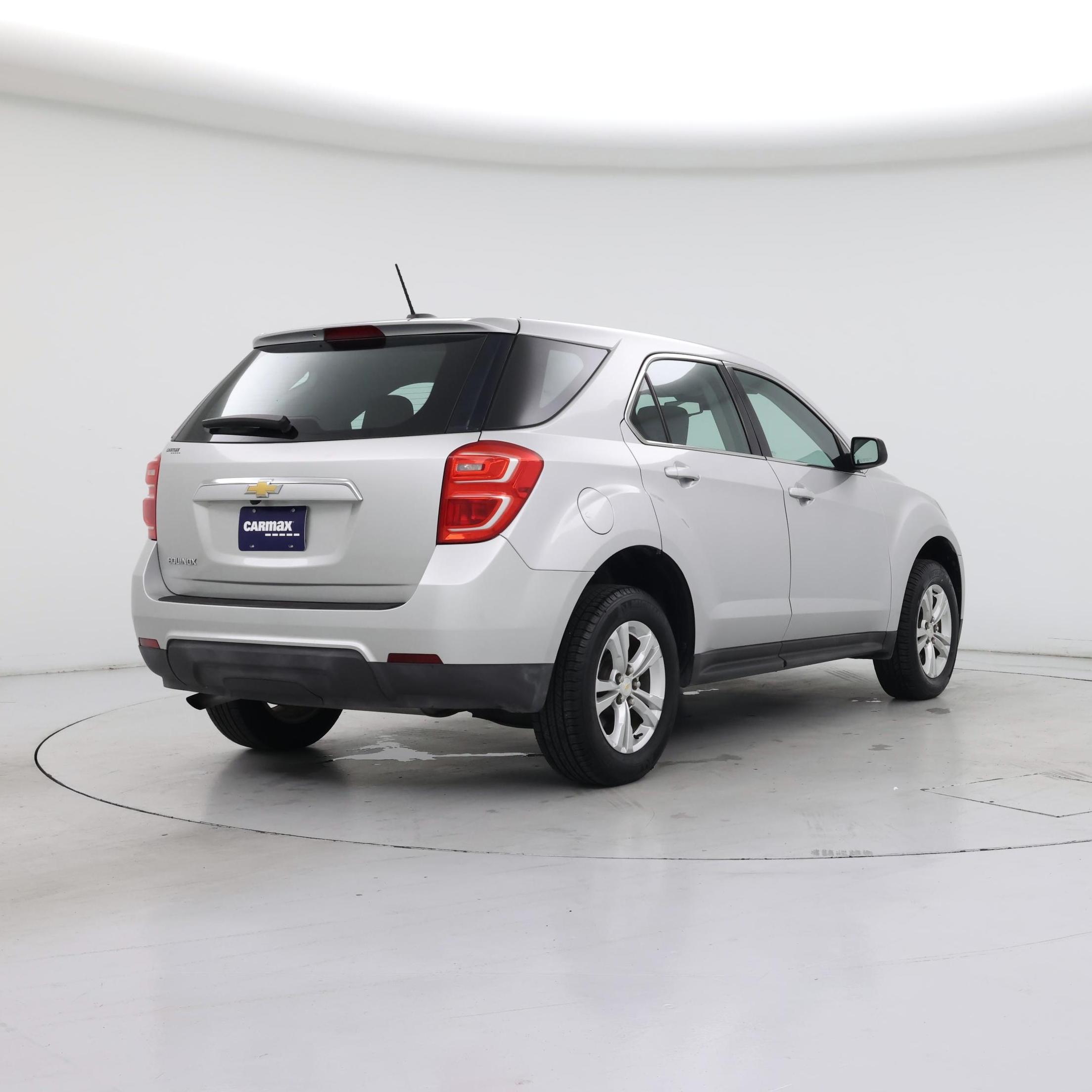 Thumbnail: 2017 Chevrolet Equinox - 8
