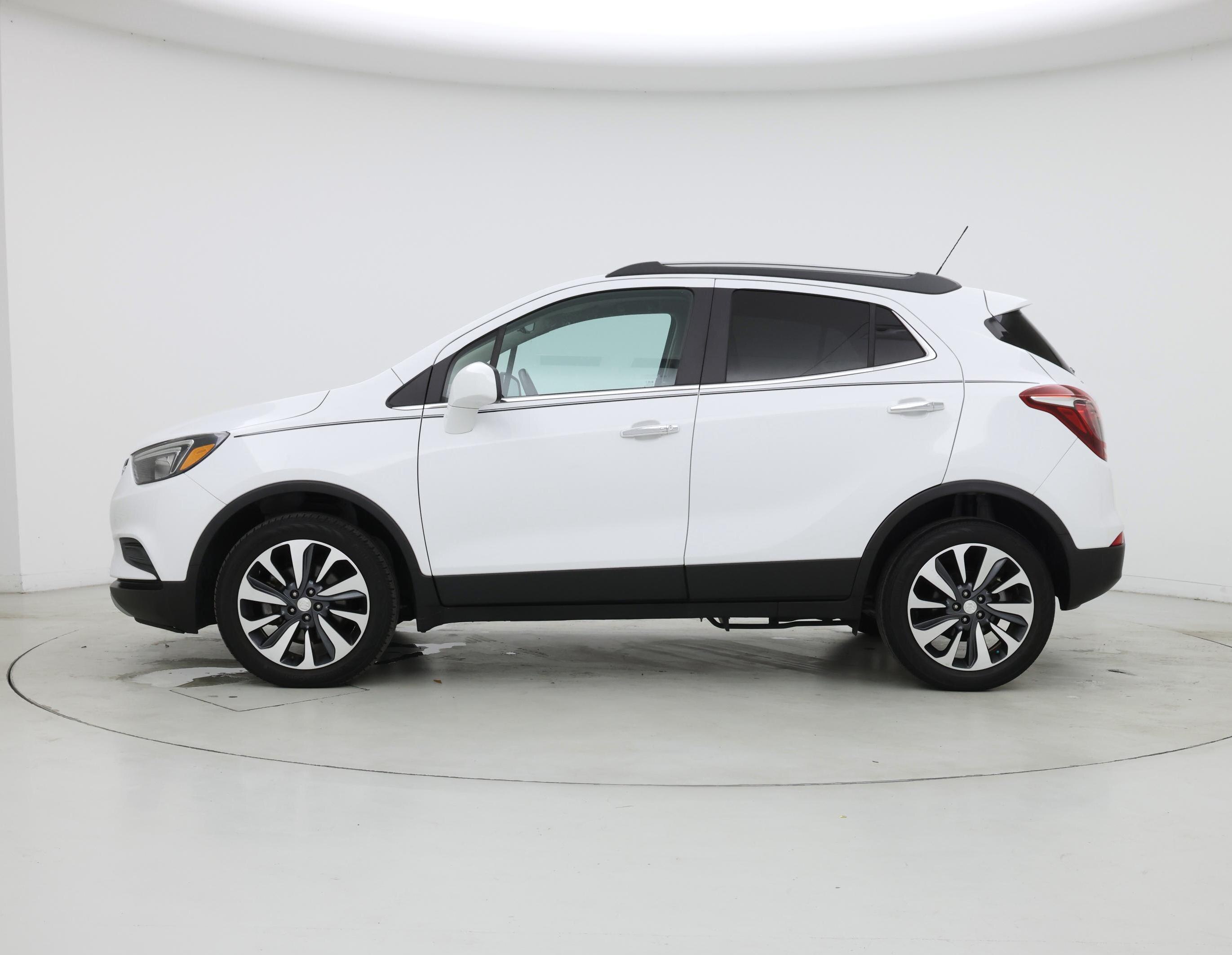 Thumbnail: 2022 Buick Encore - 3