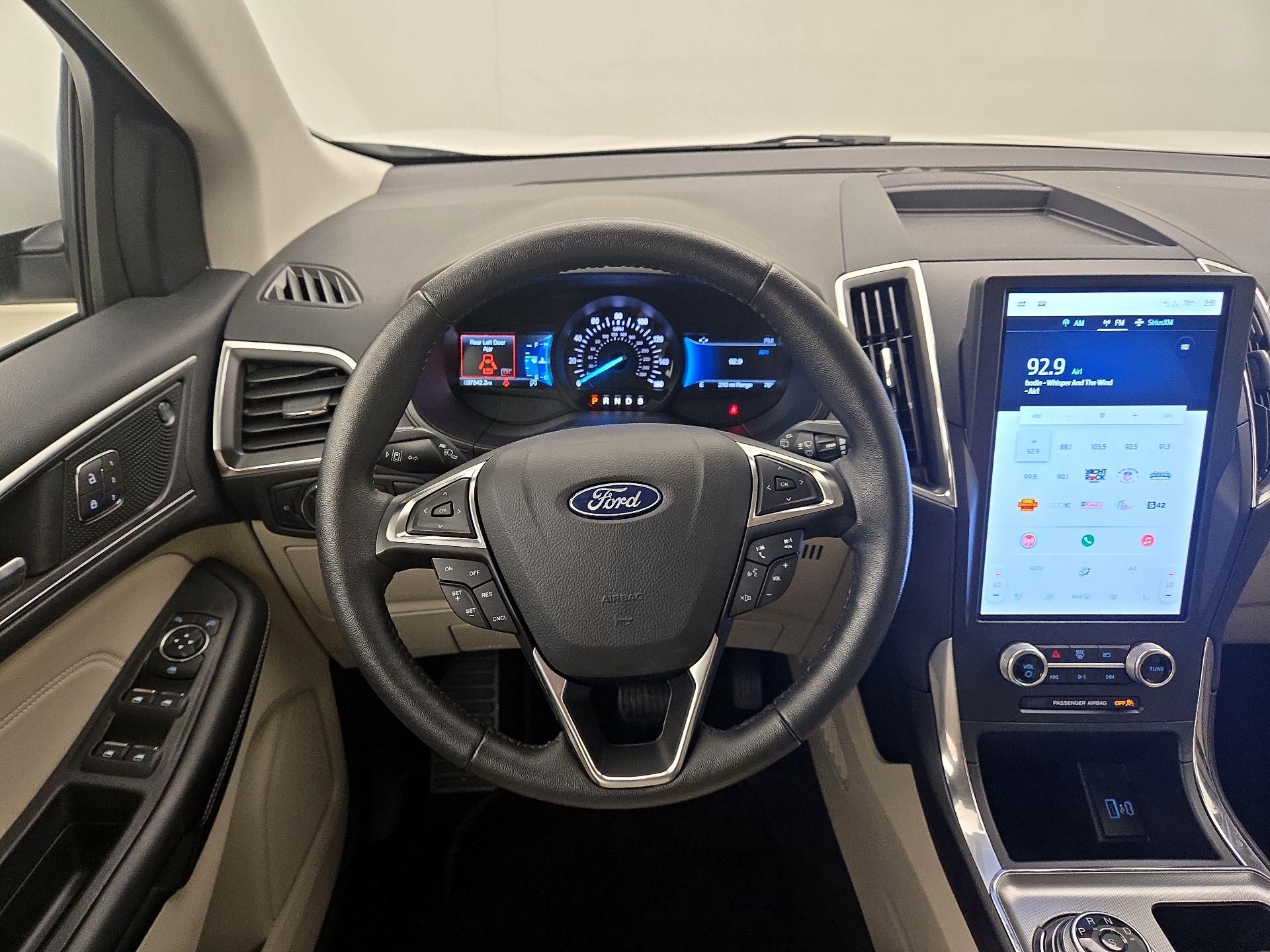 Thumbnail: 2022 Ford Edge - 10