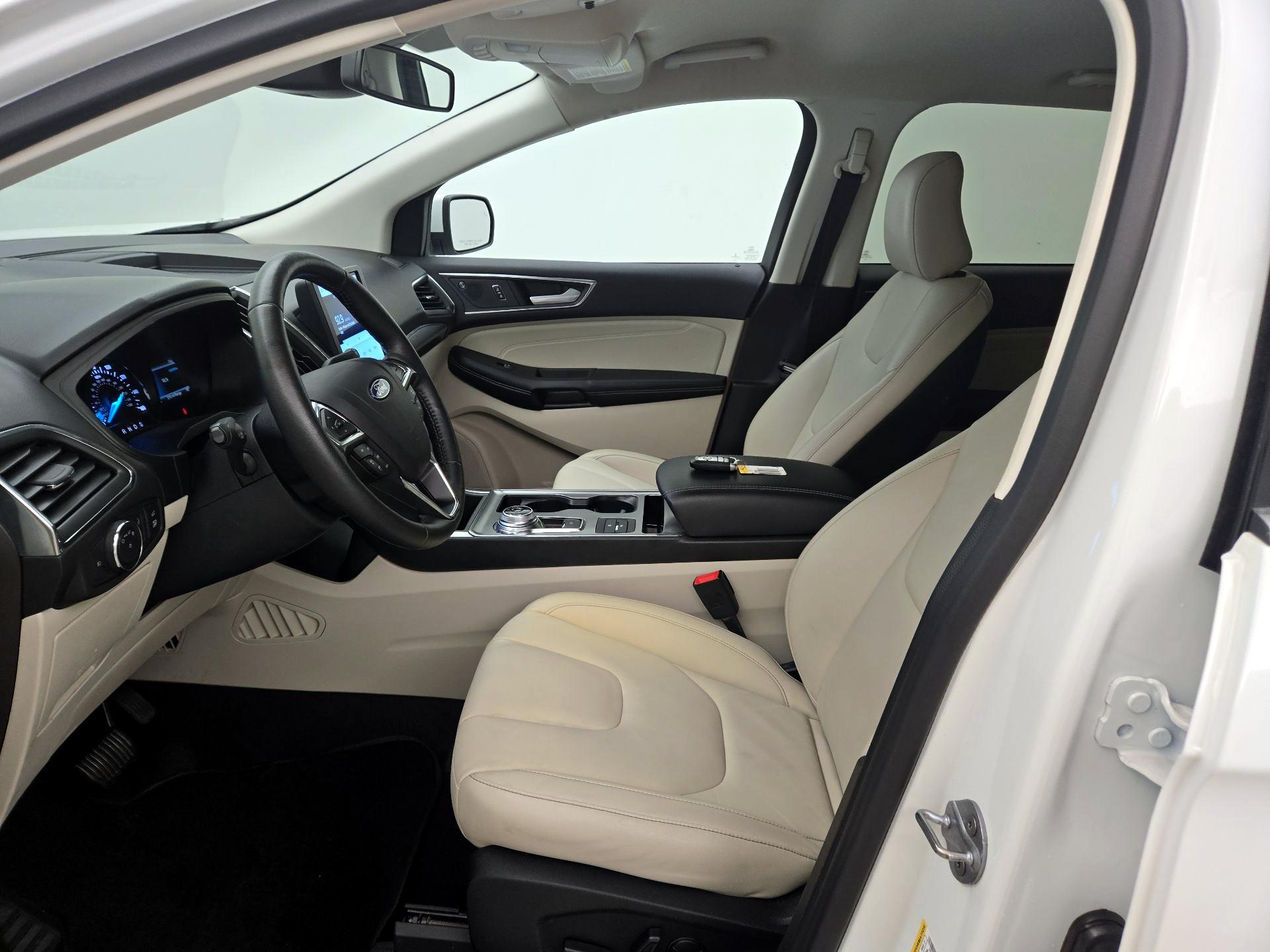 Thumbnail: 2022 Ford Edge - 11