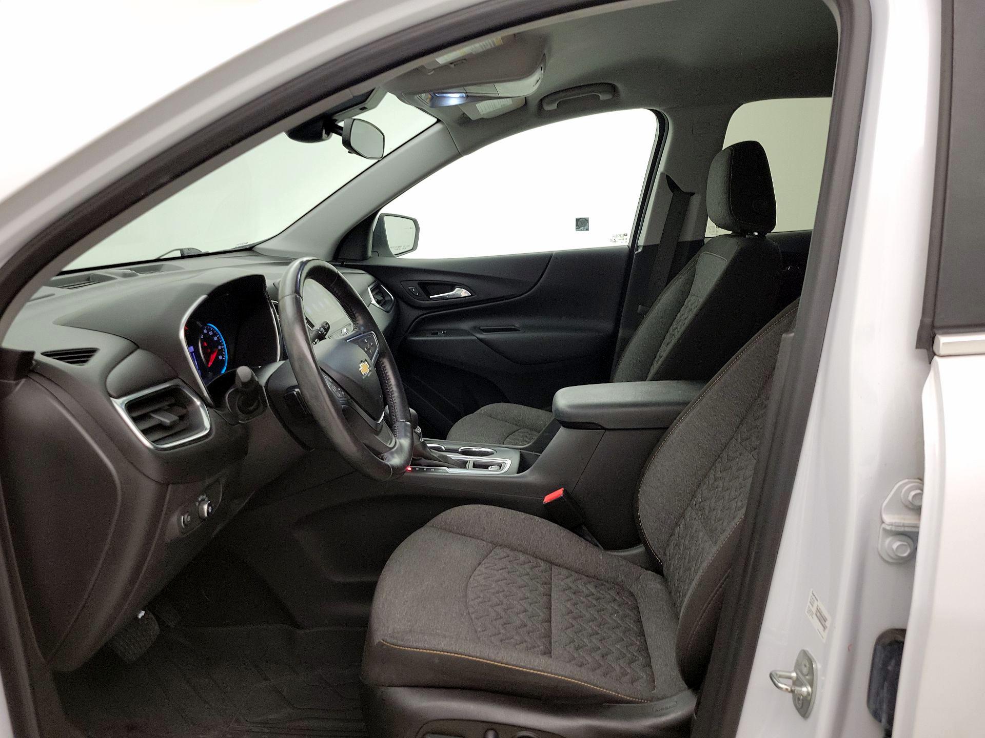 Thumbnail: 2022 Chevrolet Equinox - 11