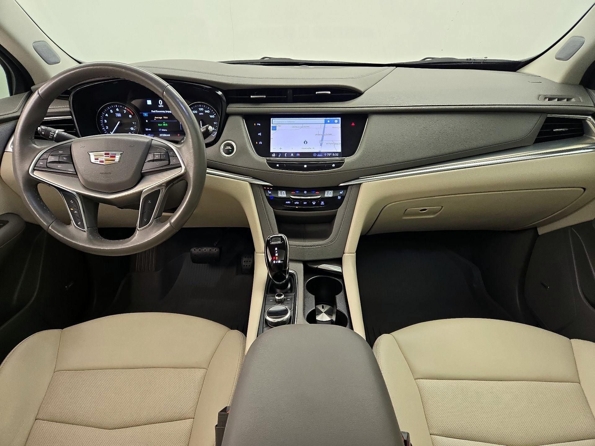 Thumbnail: 2020 Cadillac XT5 - 9