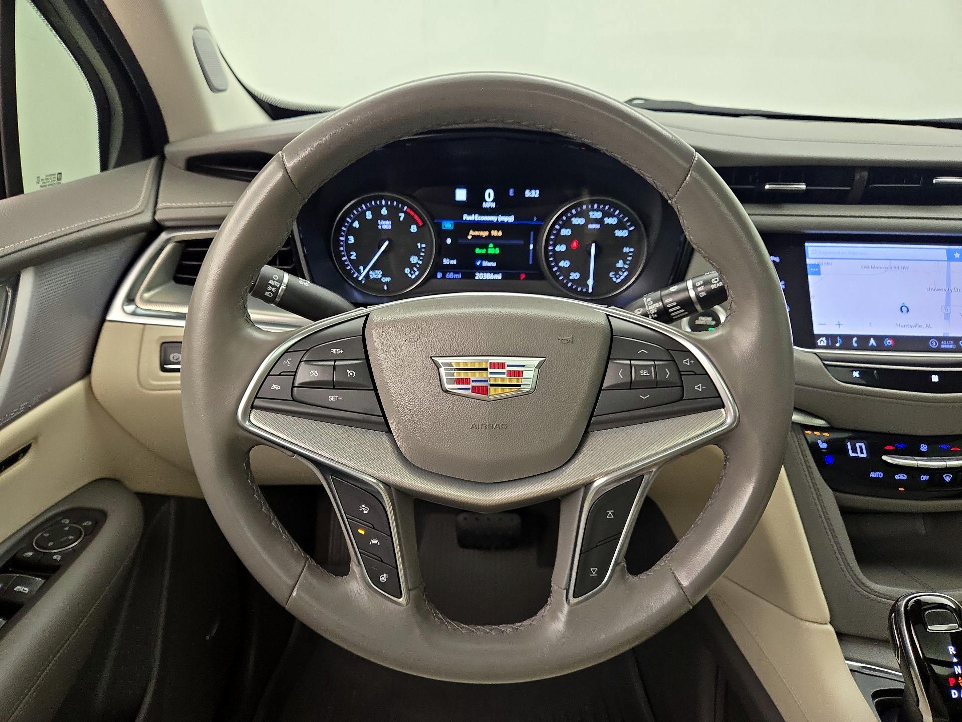 Thumbnail: 2020 Cadillac XT5 - 10