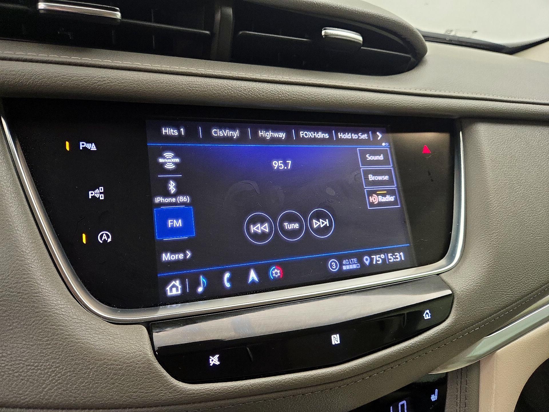 Thumbnail: 2020 Cadillac XT5 - 16