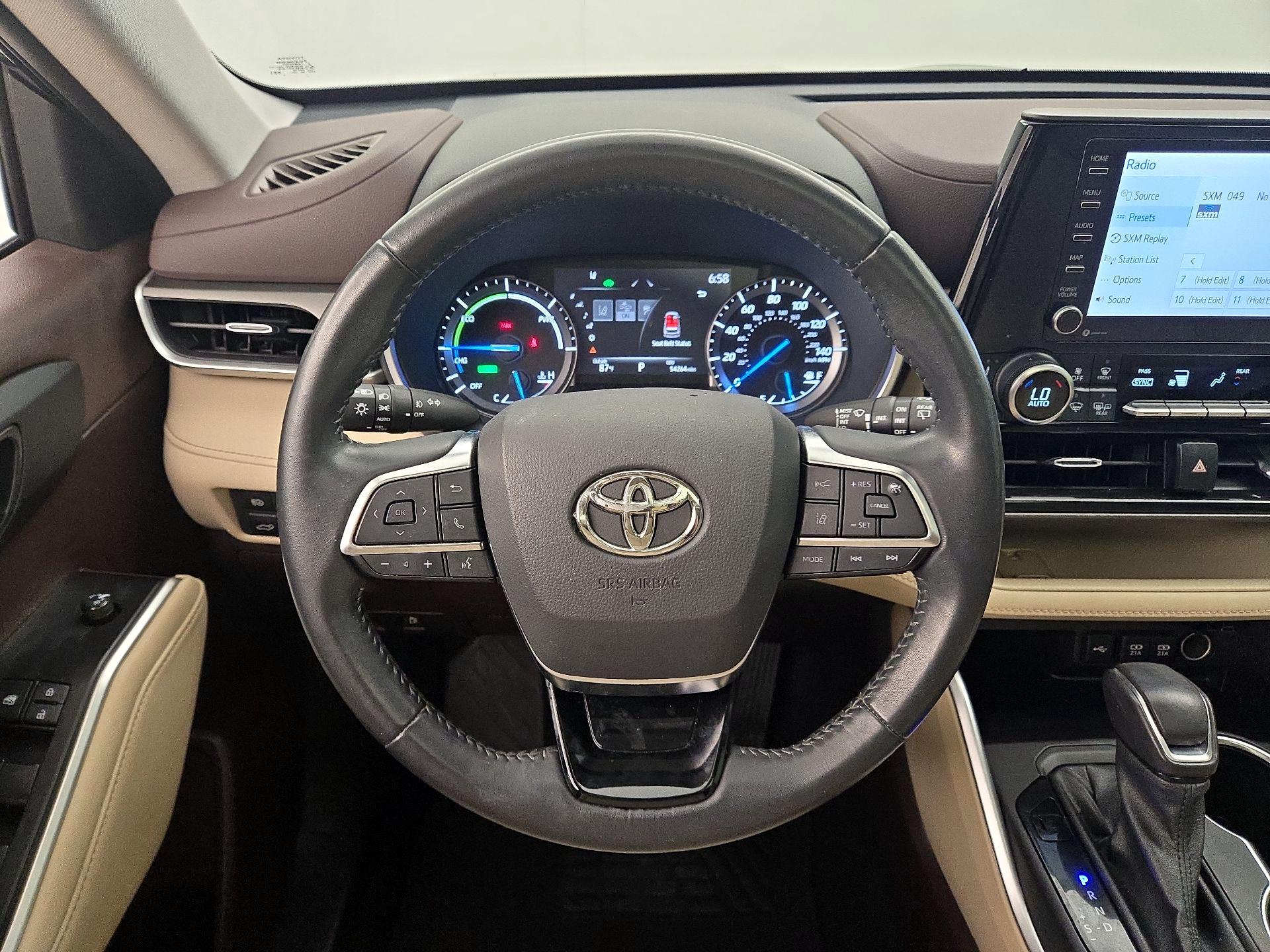Thumbnail: 2021 Toyota Highlander - 10