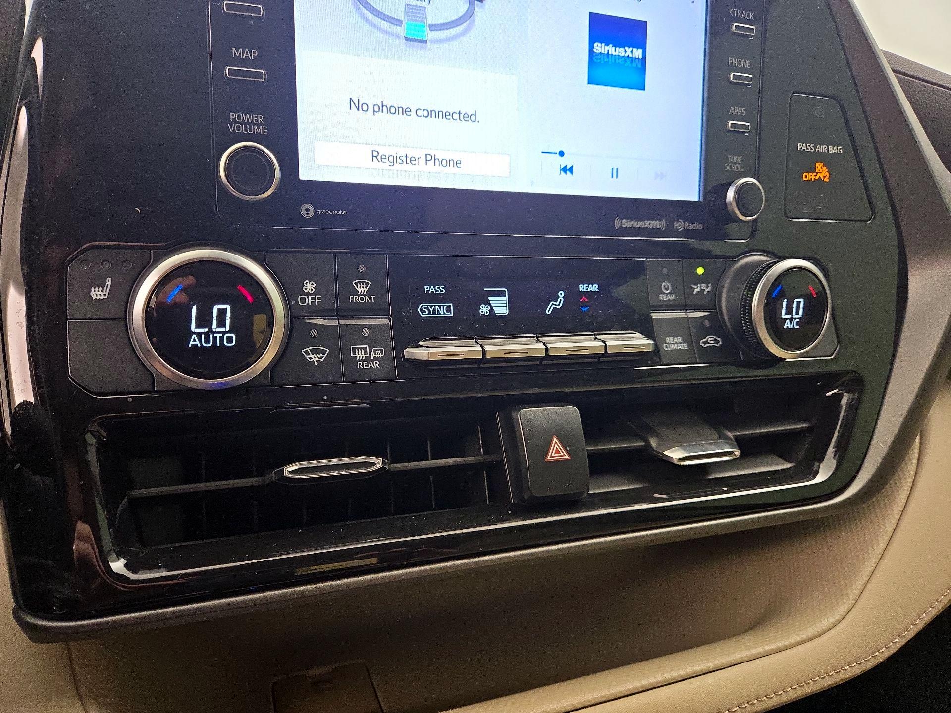 Thumbnail: 2021 Toyota Highlander - 16