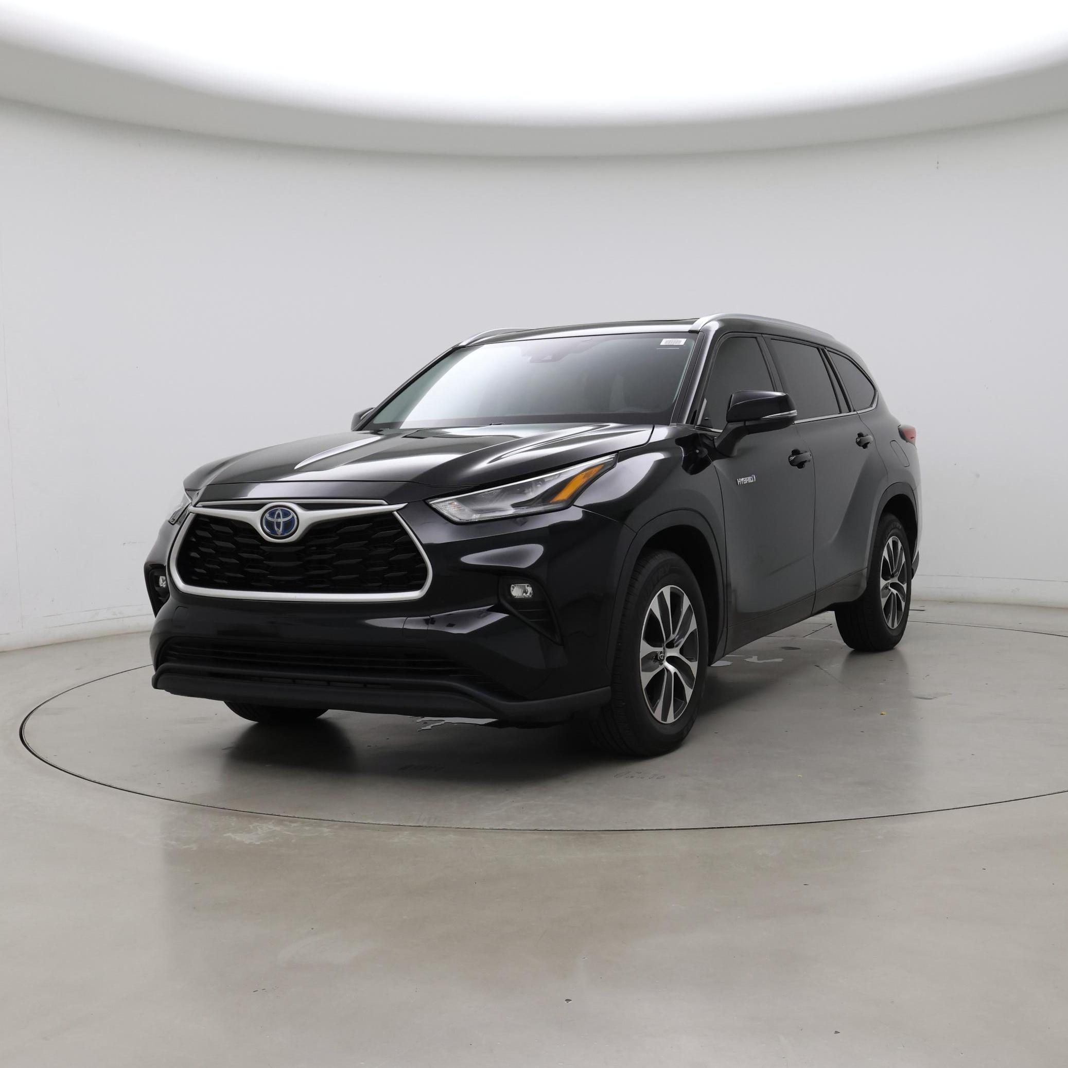 Thumbnail: 2021 Toyota Highlander - 4