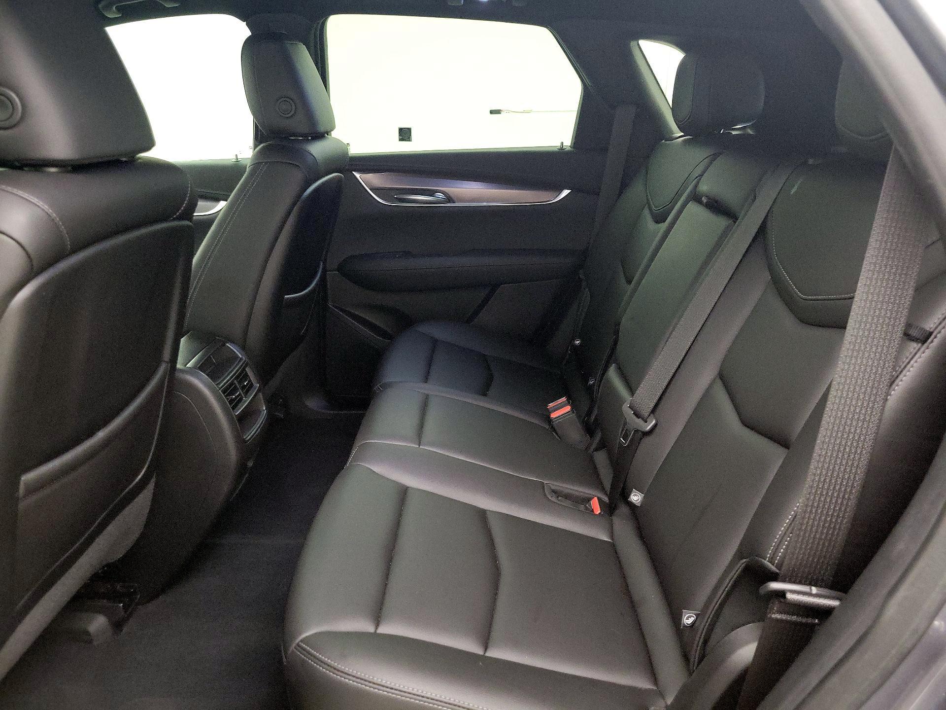 Thumbnail: 2022 Cadillac XT5 - 19