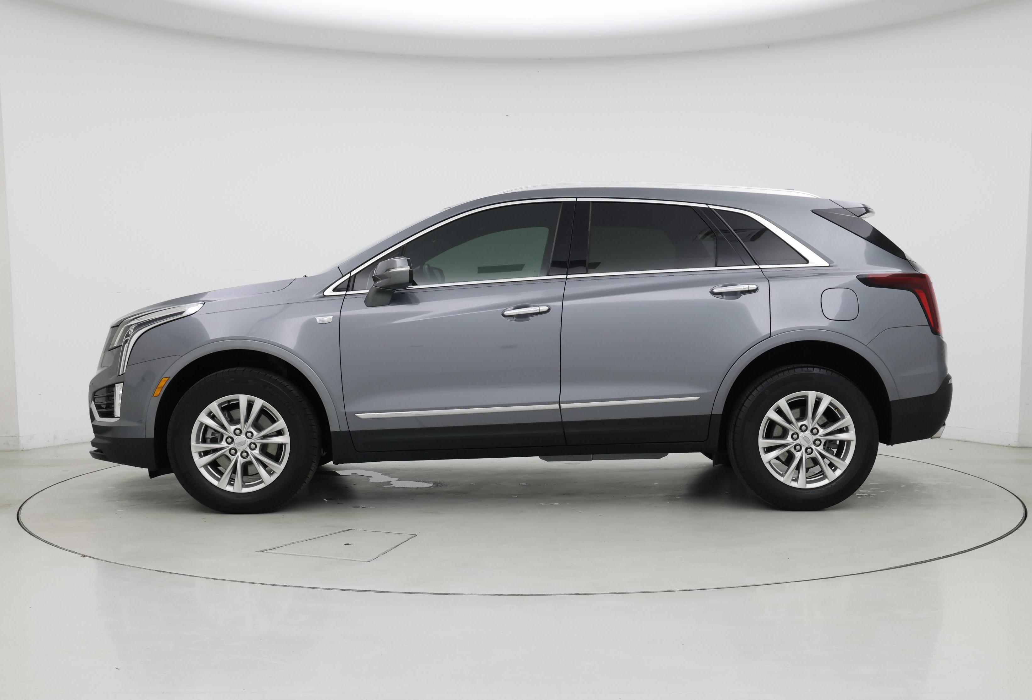 Thumbnail: 2022 Cadillac XT5 - 3