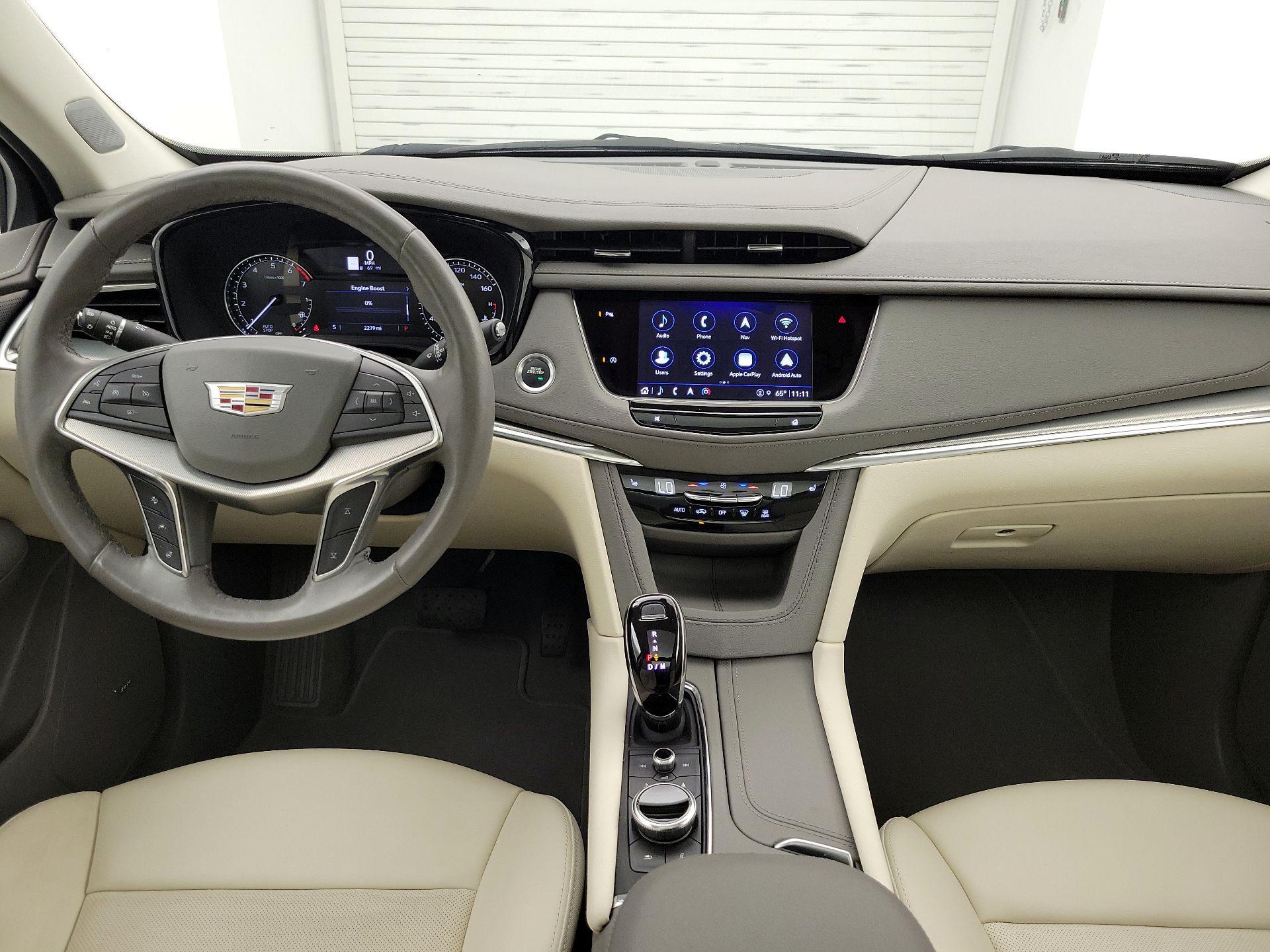Thumbnail: 2023 Cadillac XT5 - 9