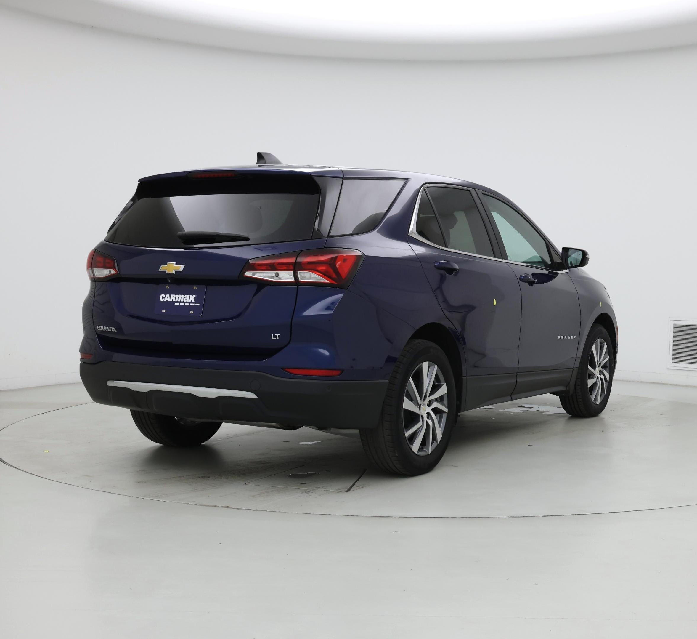 Thumbnail: 2022 Chevrolet Equinox - 8