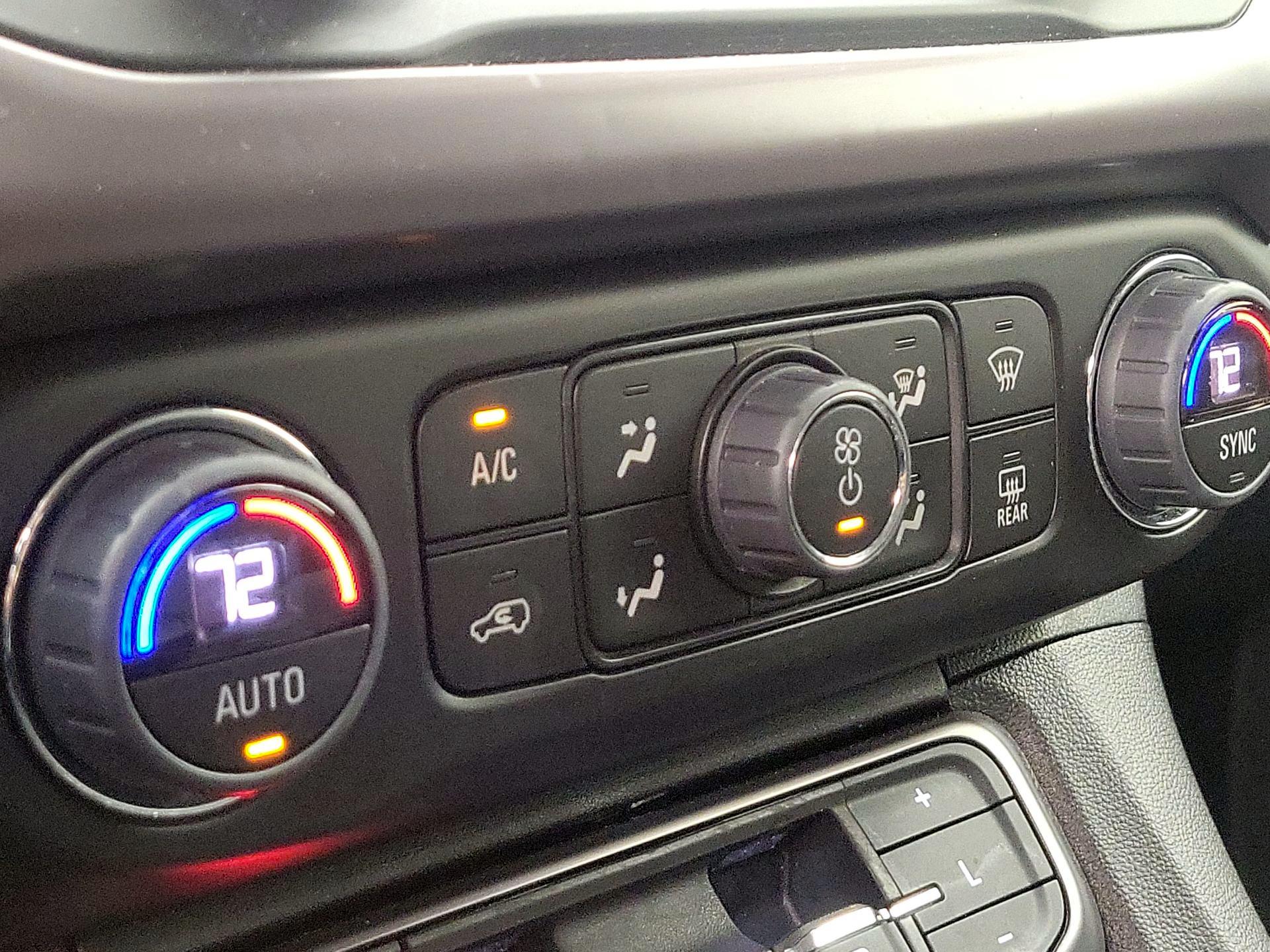 Thumbnail: 2023 GMC Acadia - 16