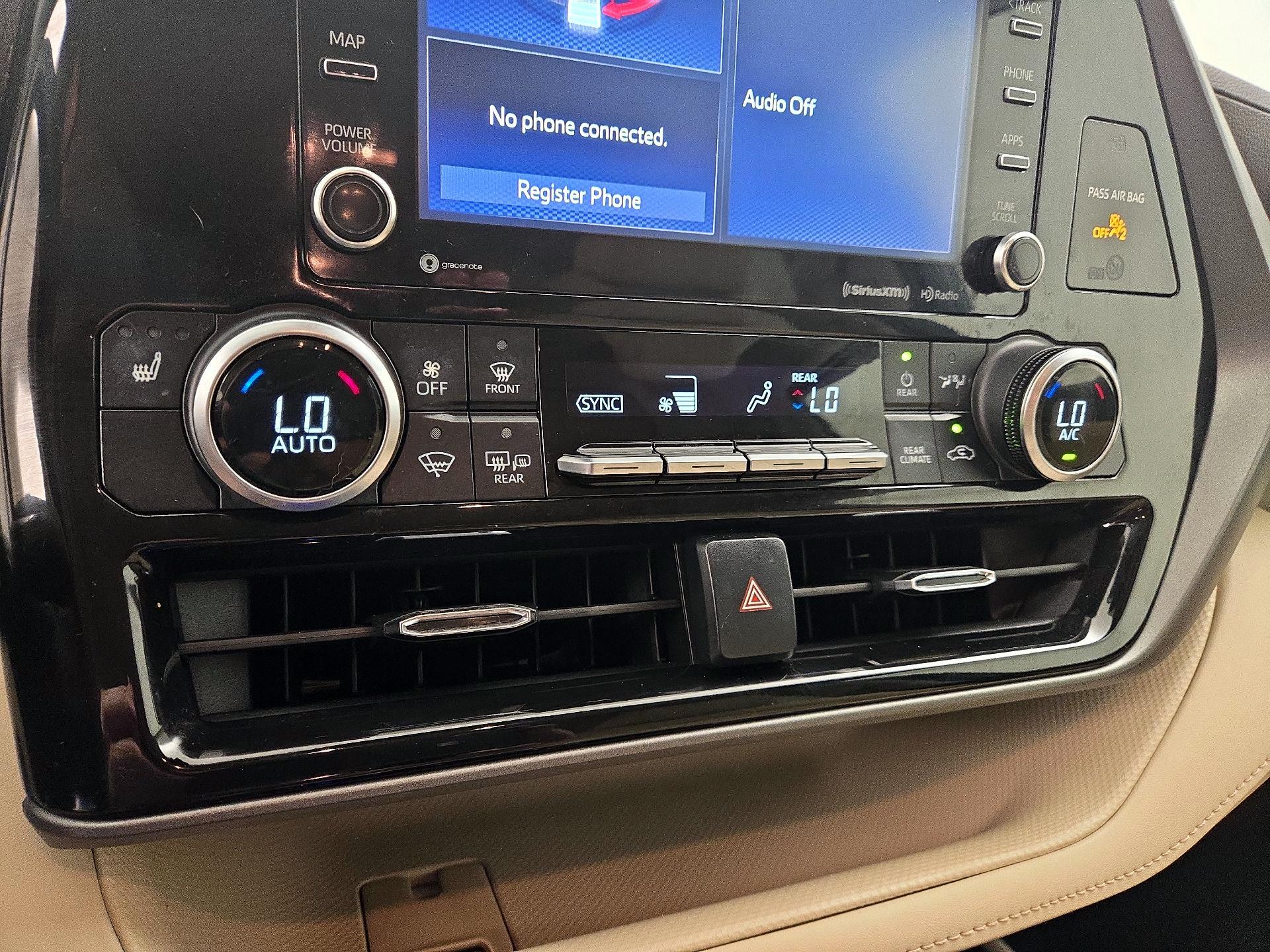 Thumbnail: 2021 Toyota Highlander - 16