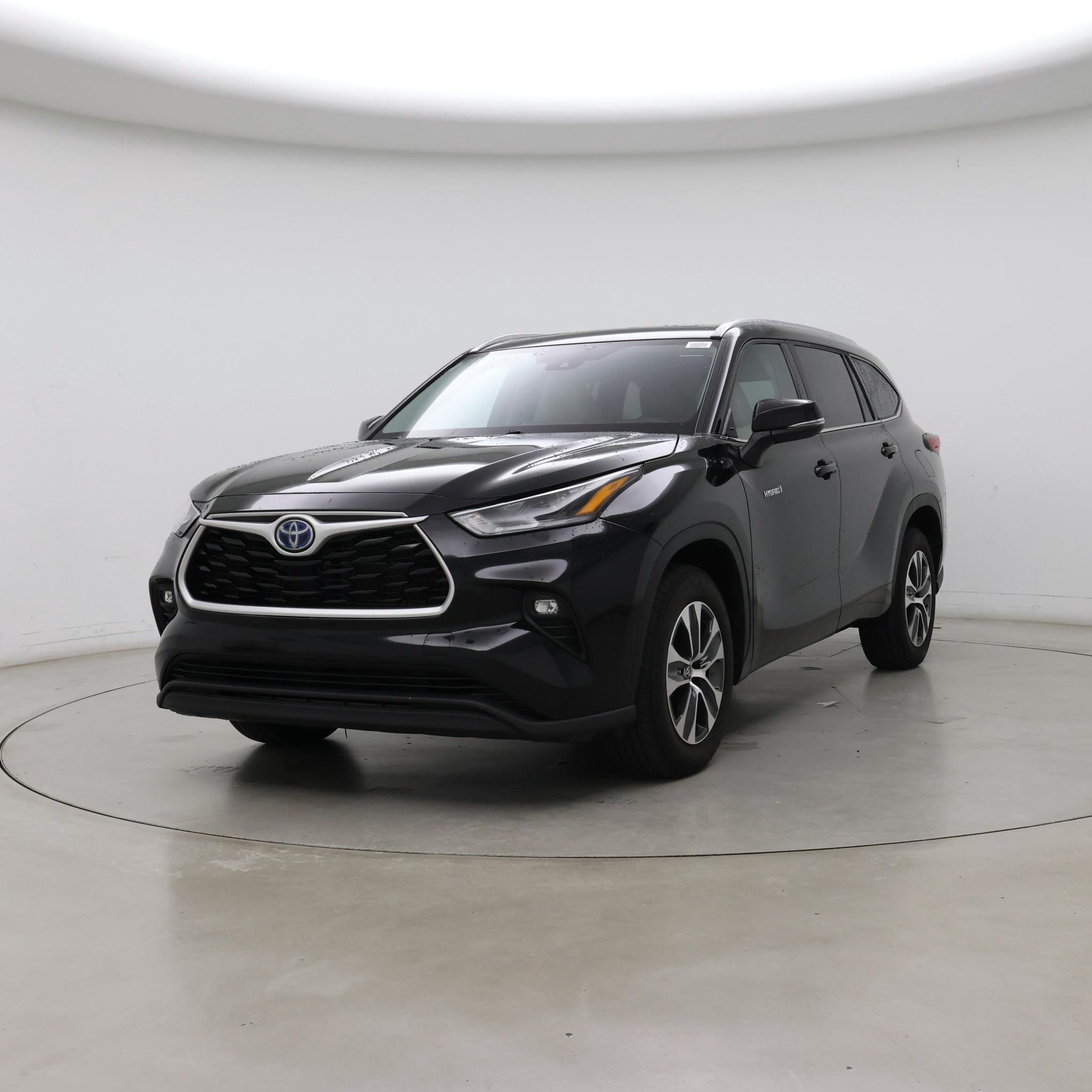 Thumbnail: 2021 Toyota Highlander - 4