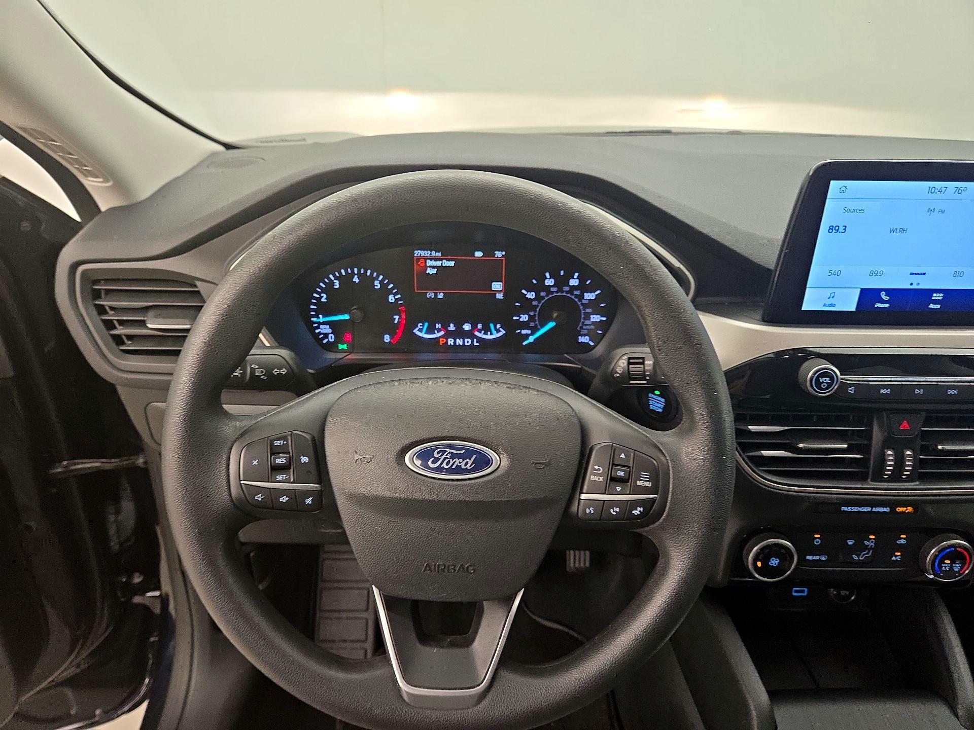 Thumbnail: 2021 Ford Escape - 10