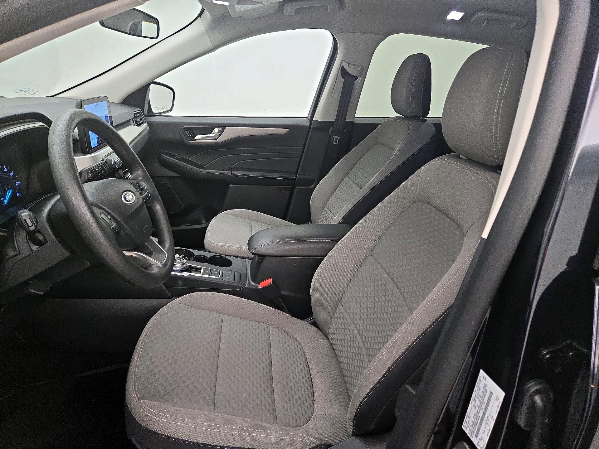 Thumbnail: 2021 Ford Escape - 11