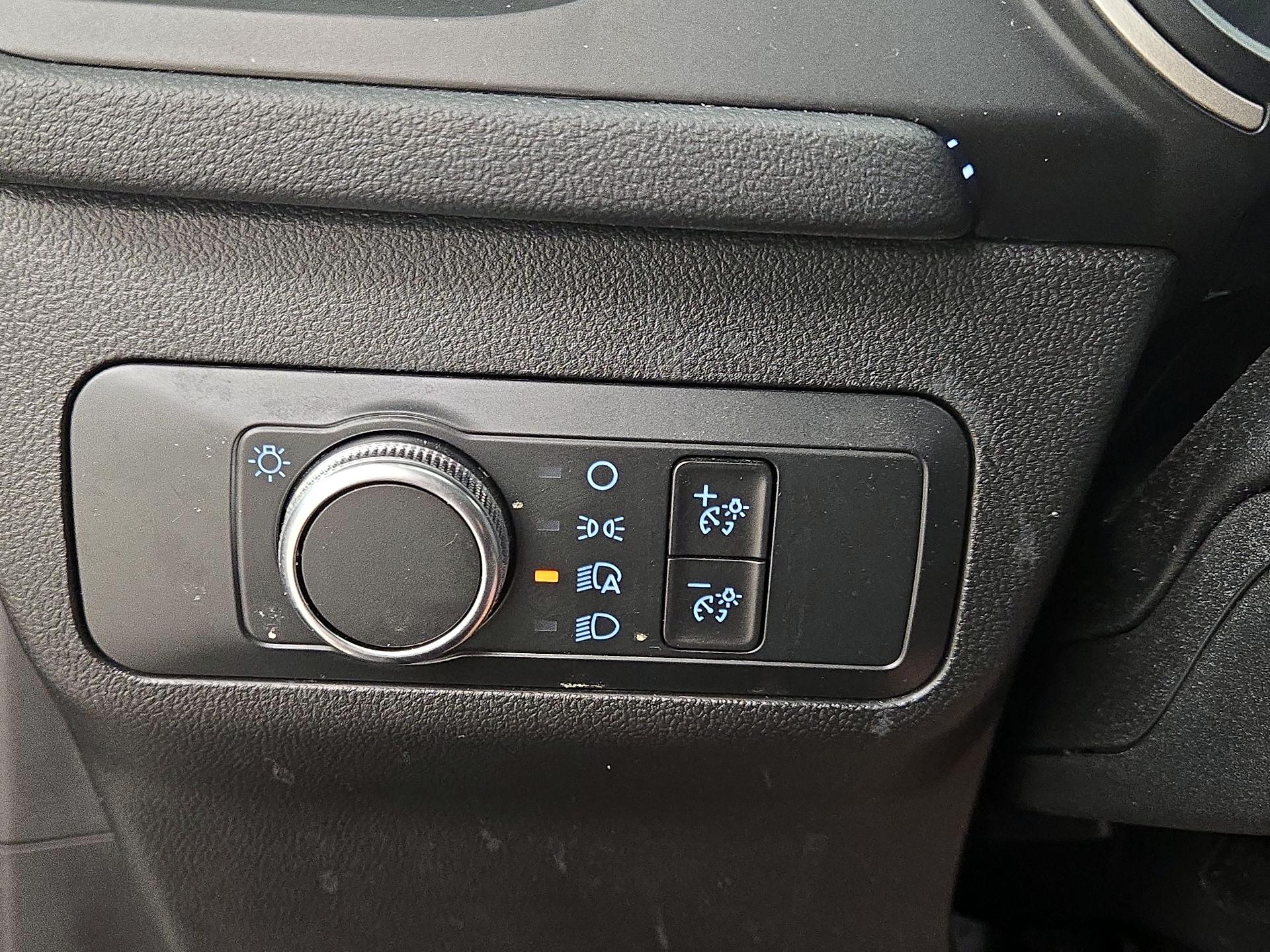 Thumbnail: 2021 Ford Escape - 13
