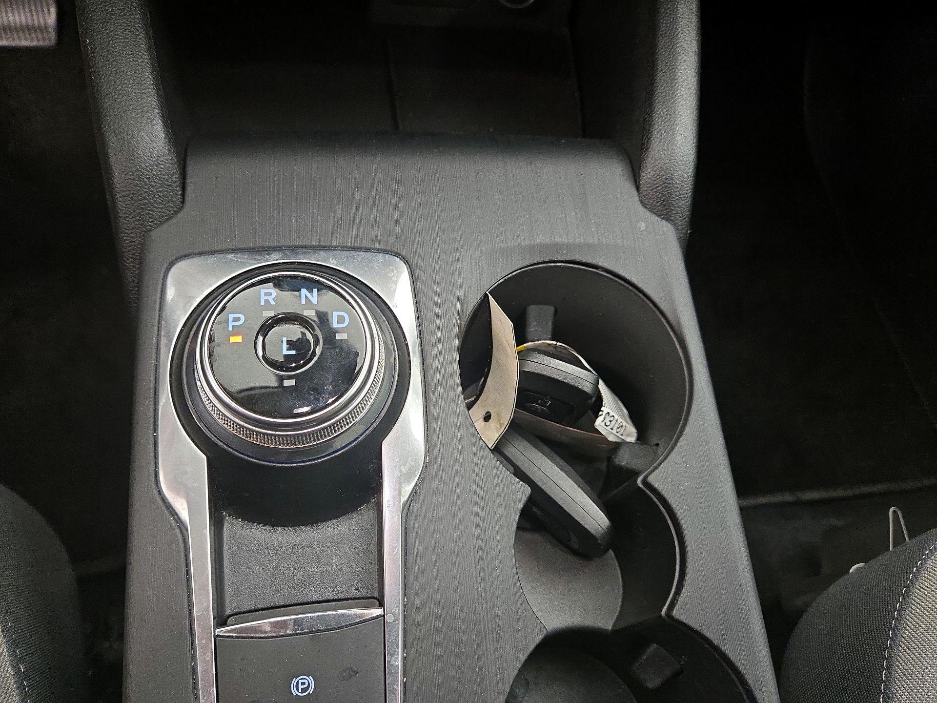 Thumbnail: 2021 Ford Escape - 17