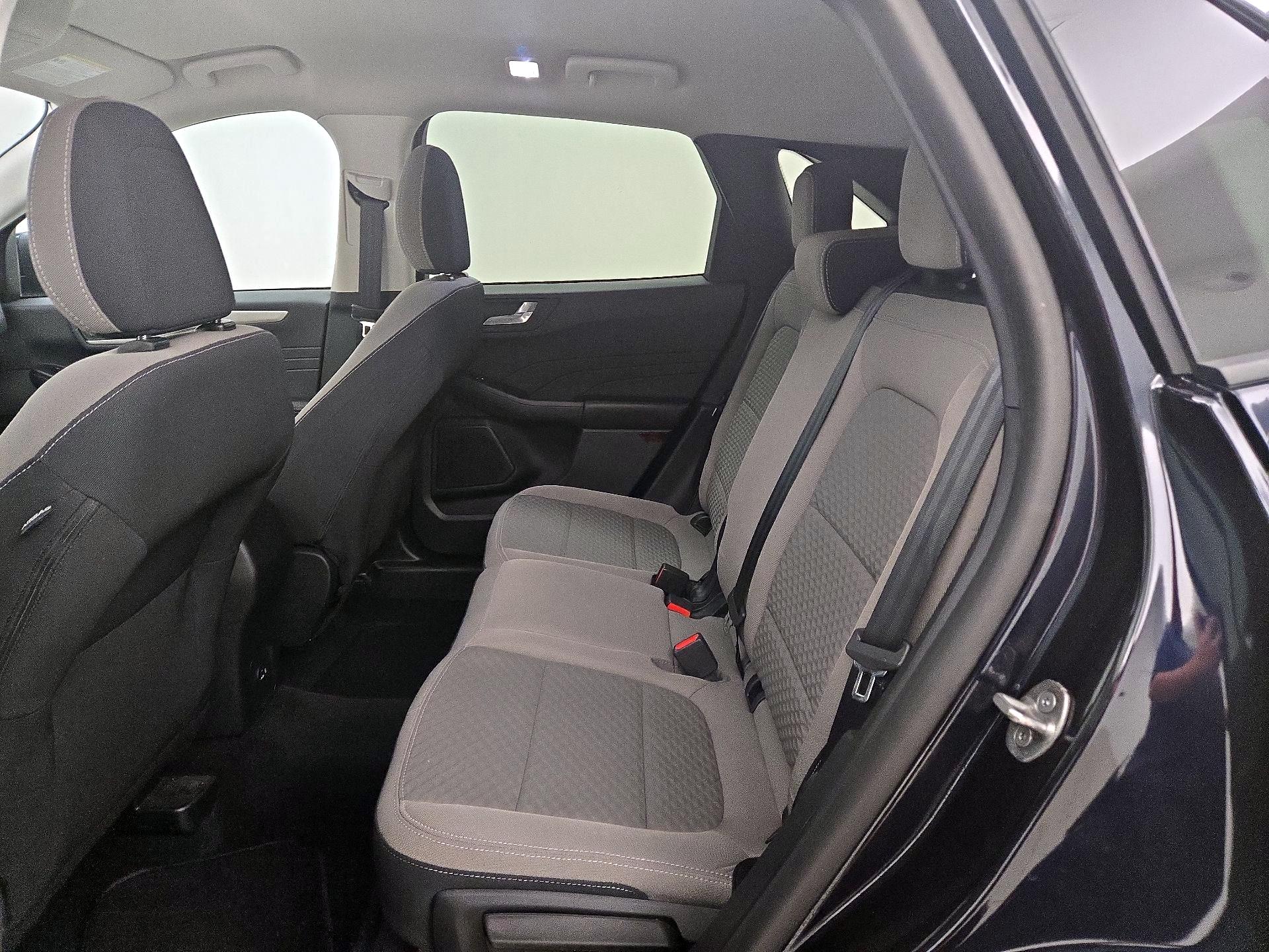 Thumbnail: 2021 Ford Escape - 19