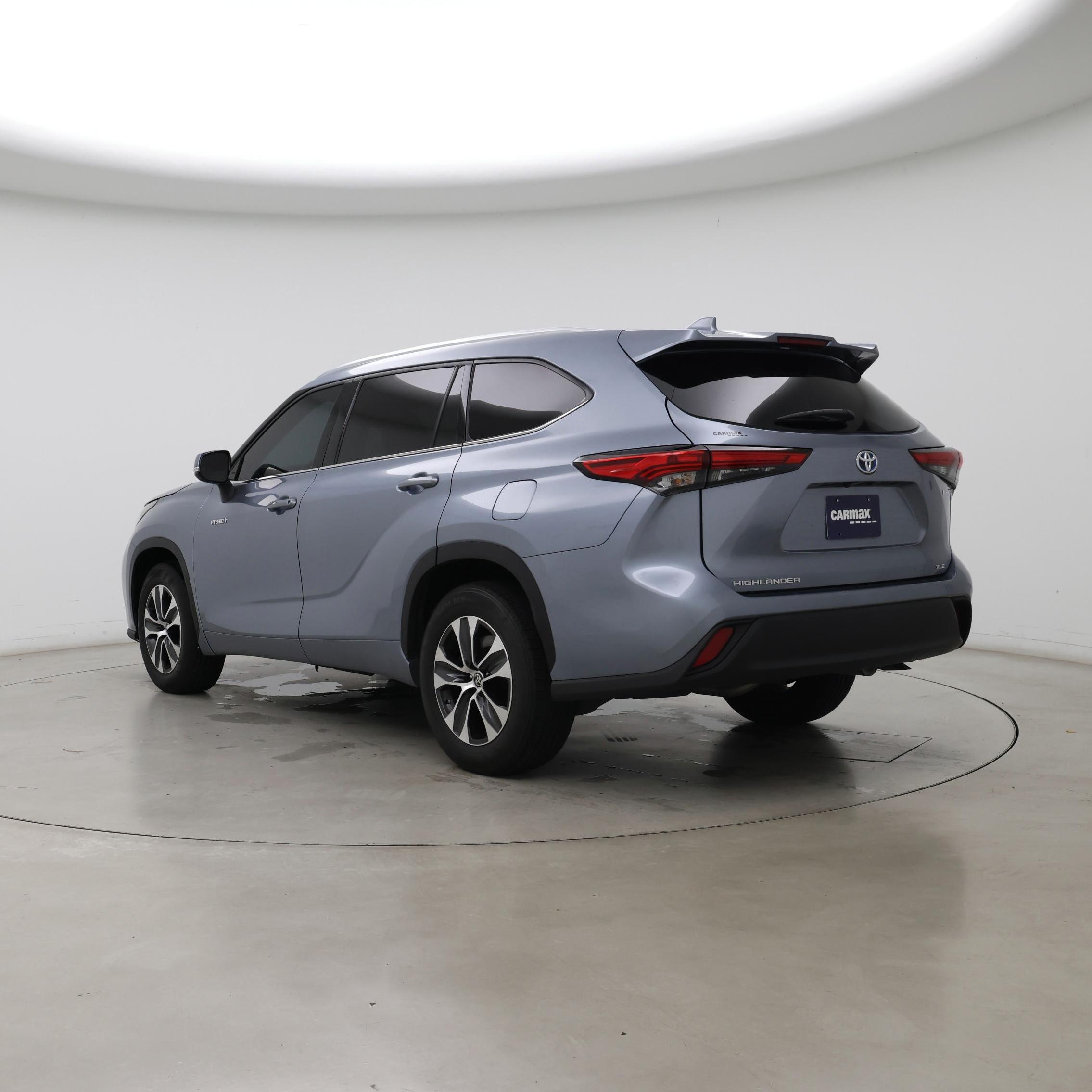Thumbnail: 2021 Toyota Highlander - 2