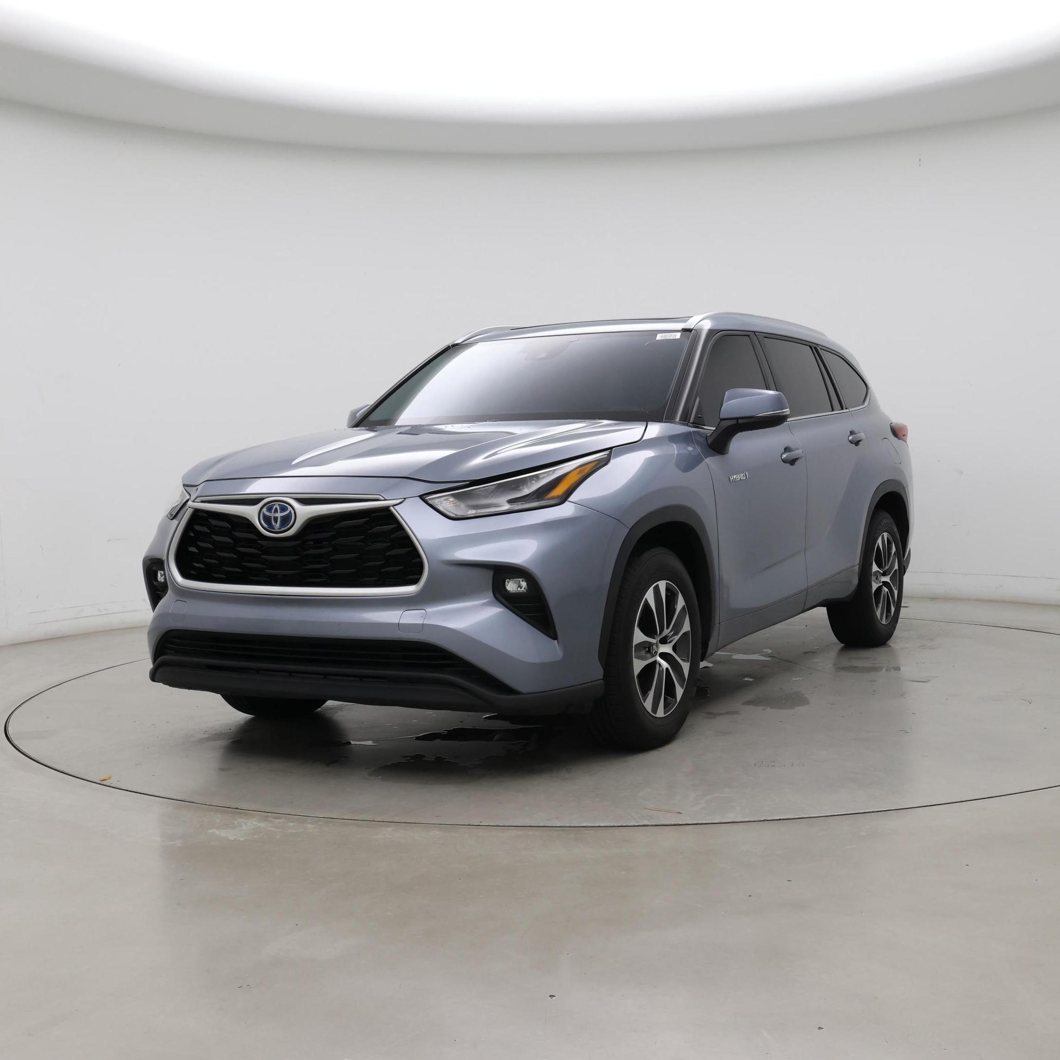 Thumbnail: 2021 Toyota Highlander - 4