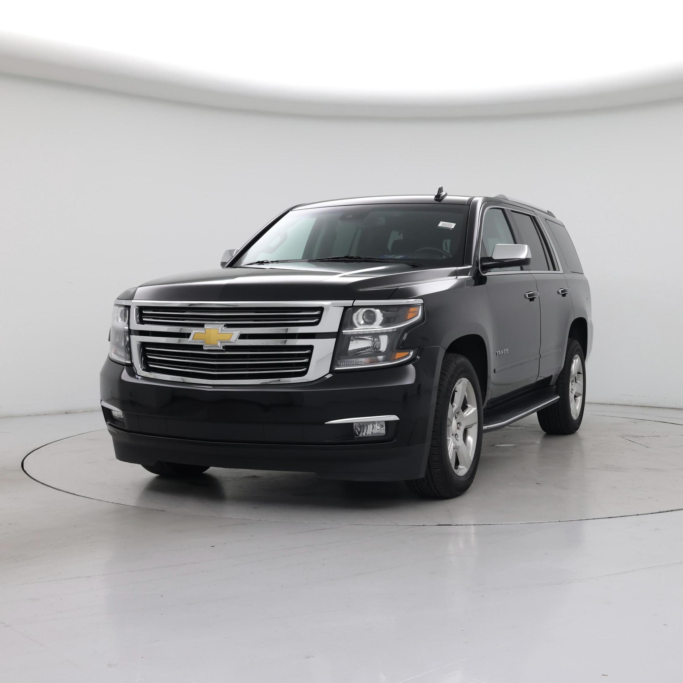 Thumbnail: 2020 Chevrolet Tahoe - 4