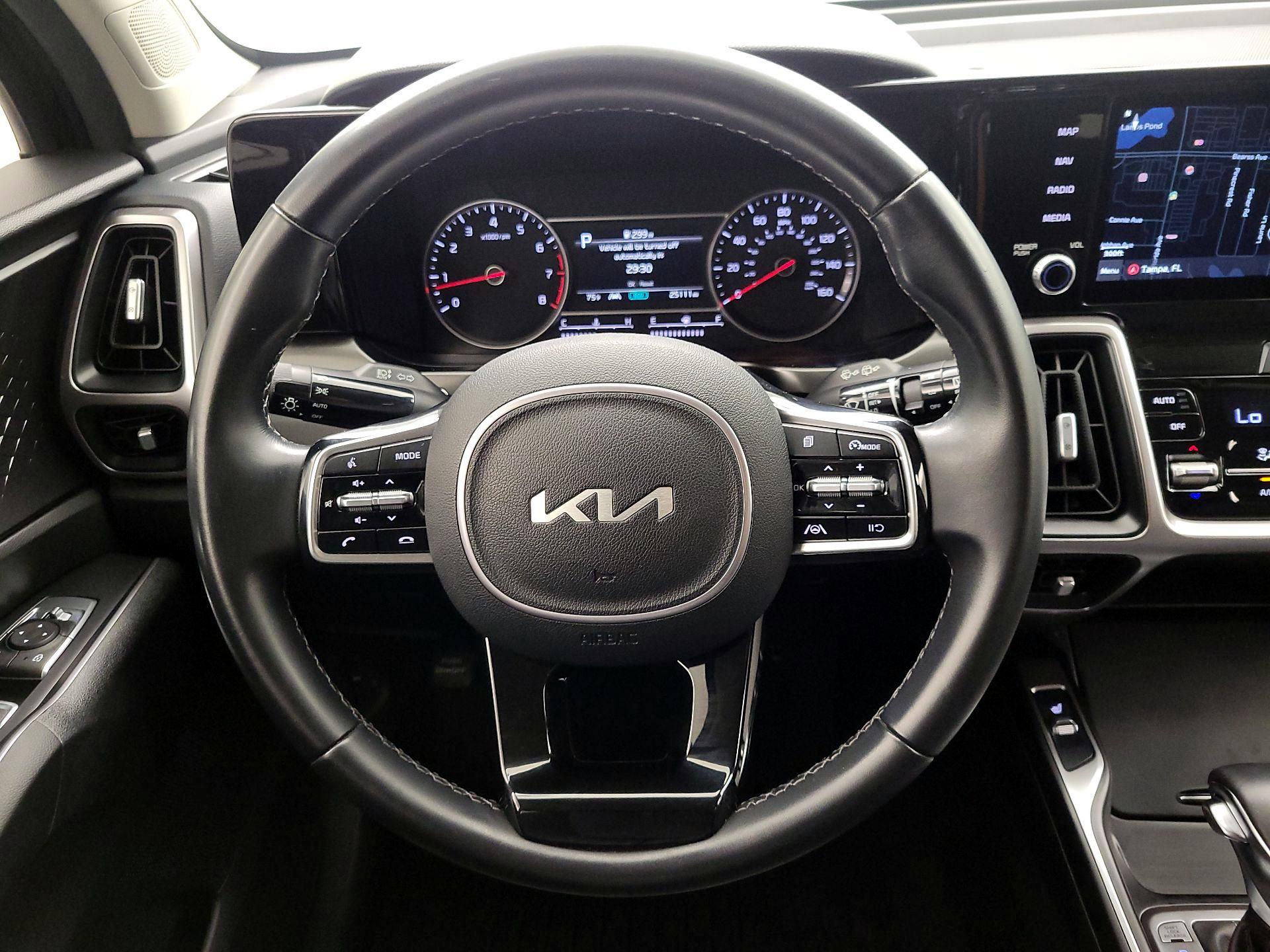 Thumbnail: 2022 Kia Sorento - 10