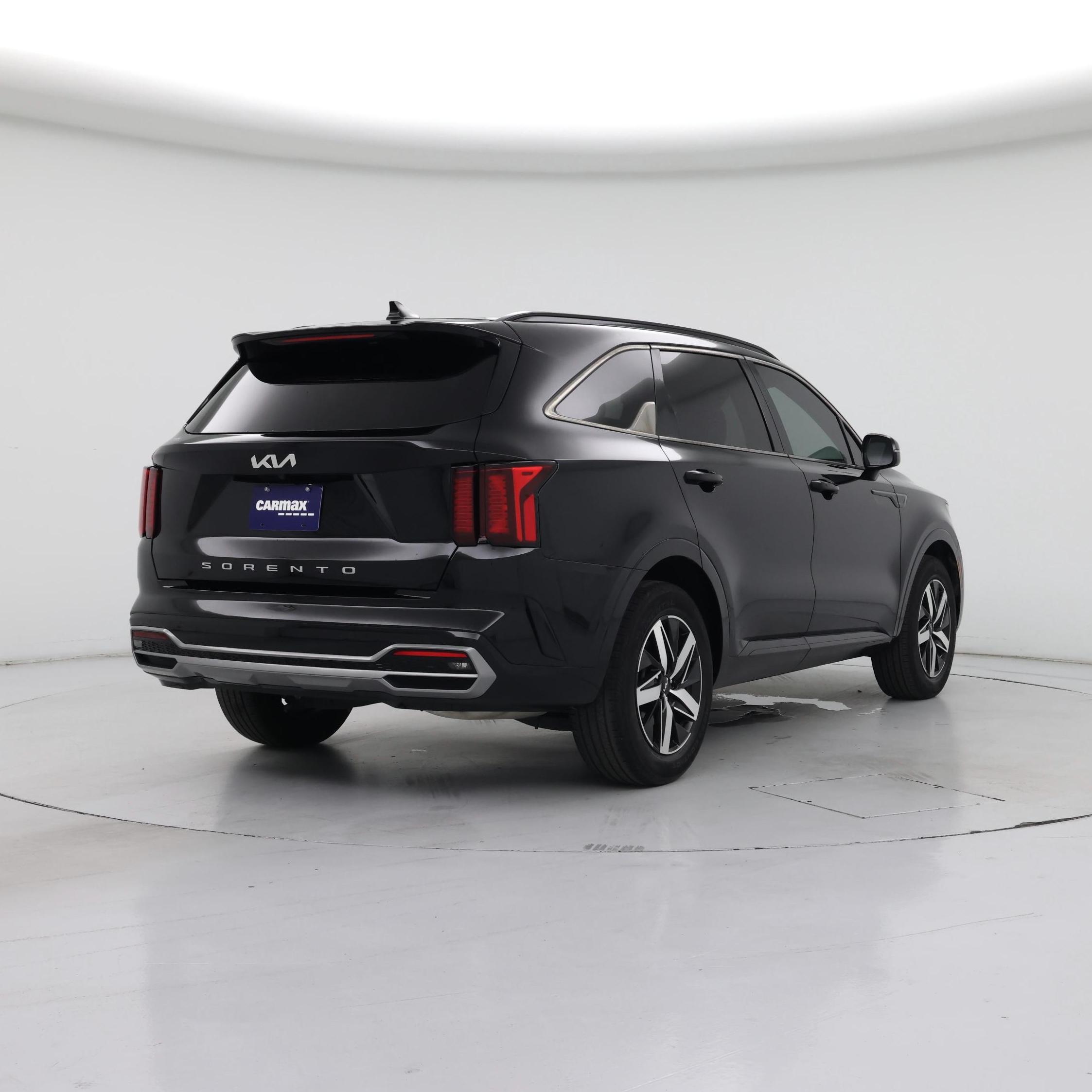 Thumbnail: 2022 Kia Sorento - 8