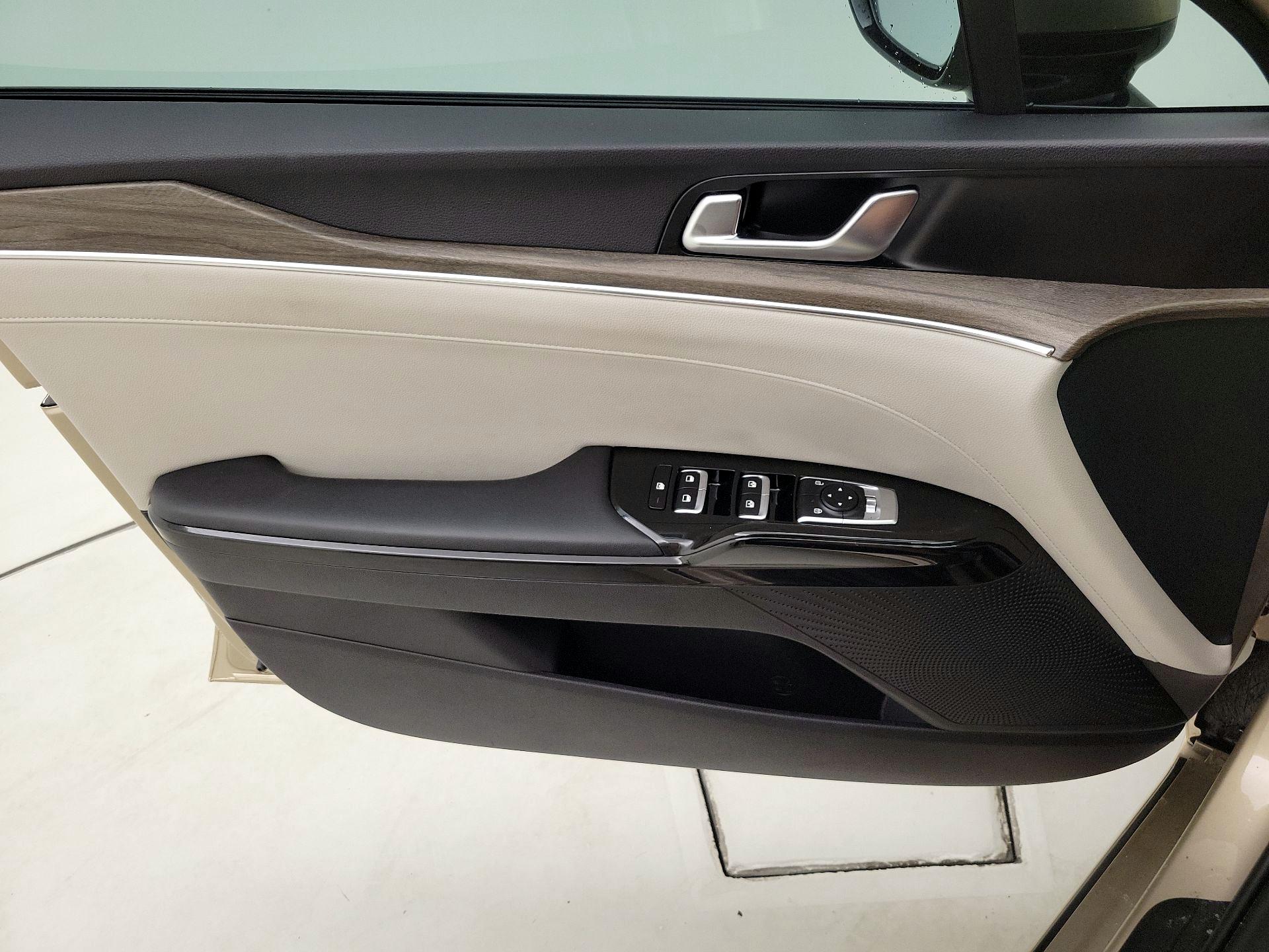 Thumbnail: 2021 Kia K5 - 12