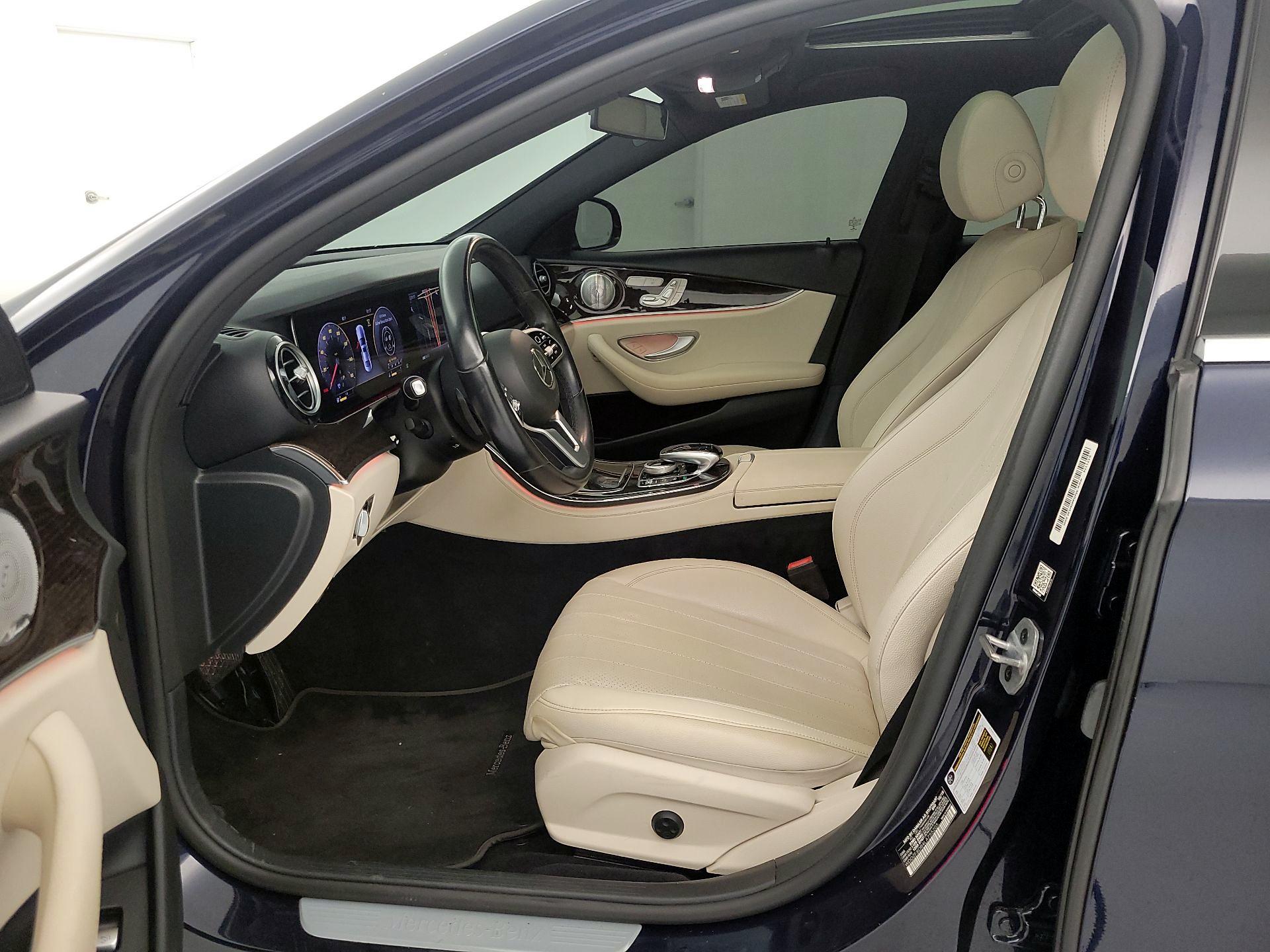 Thumbnail: 2020 Mercedes-Benz E-Class - 9